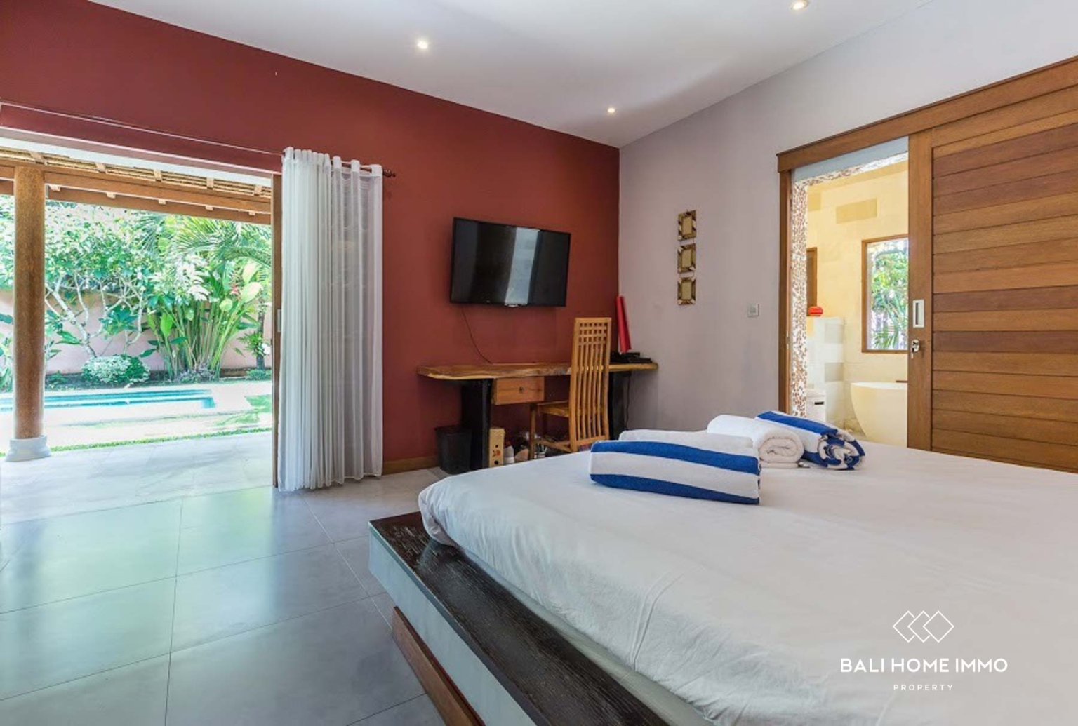 Charming 4 Bedroom Guest House for Sale in Nyanyi Bali view 15