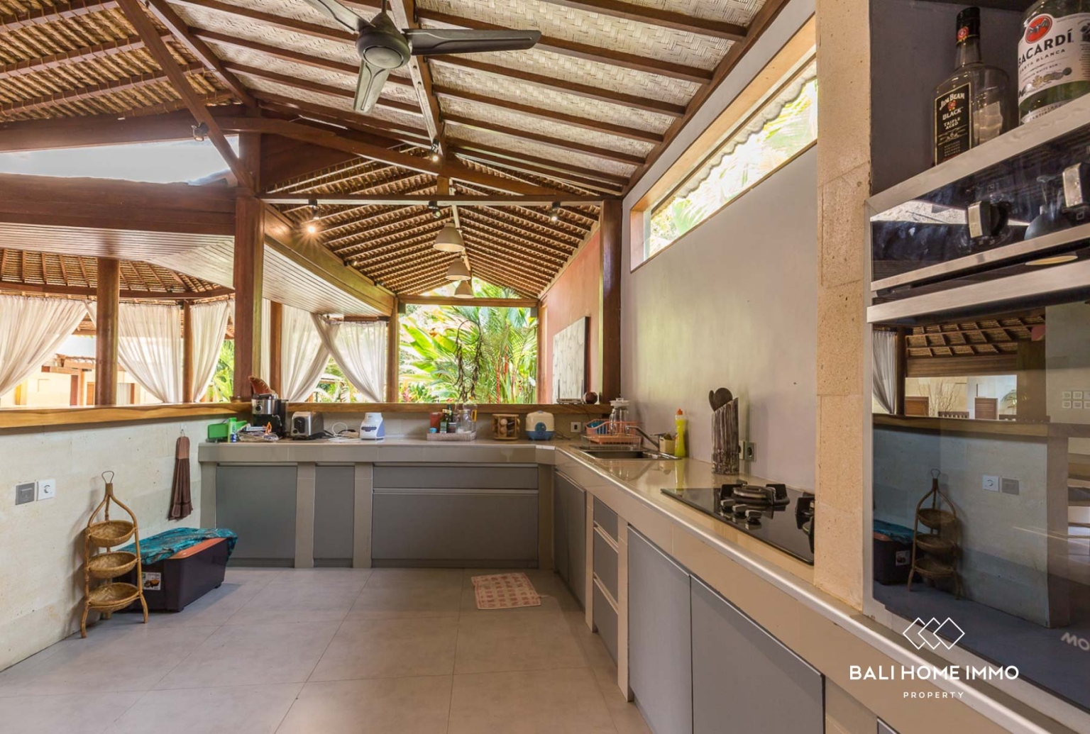 Charming 4 Bedroom Guest House for Sale in Nyanyi Bali view 10