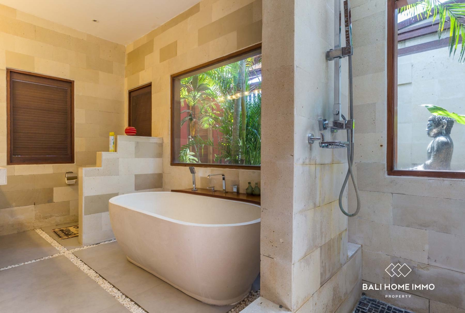 Charming 4 Bedroom Guest House for Sale in Nyanyi Bali view 19