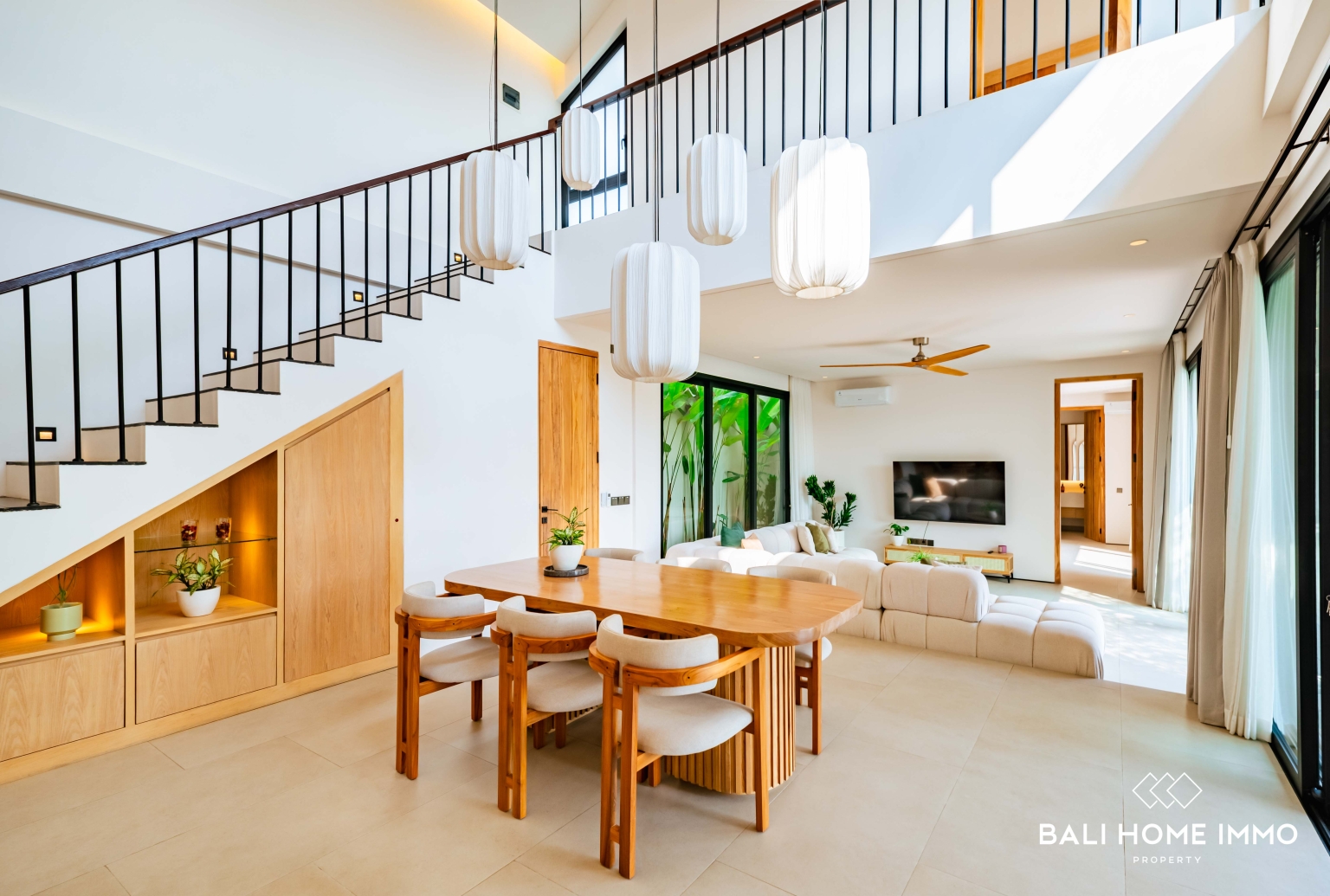 CHARMING 4 BEDROOM VILLA FOR SALE LEASEHOLD and RENT IN NYANG NYANG view 8
