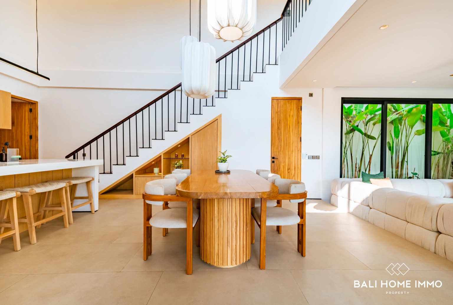 CHARMING 4 BEDROOM VILLA FOR SALE LEASEHOLD and RENT IN NYANG NYANG view 11