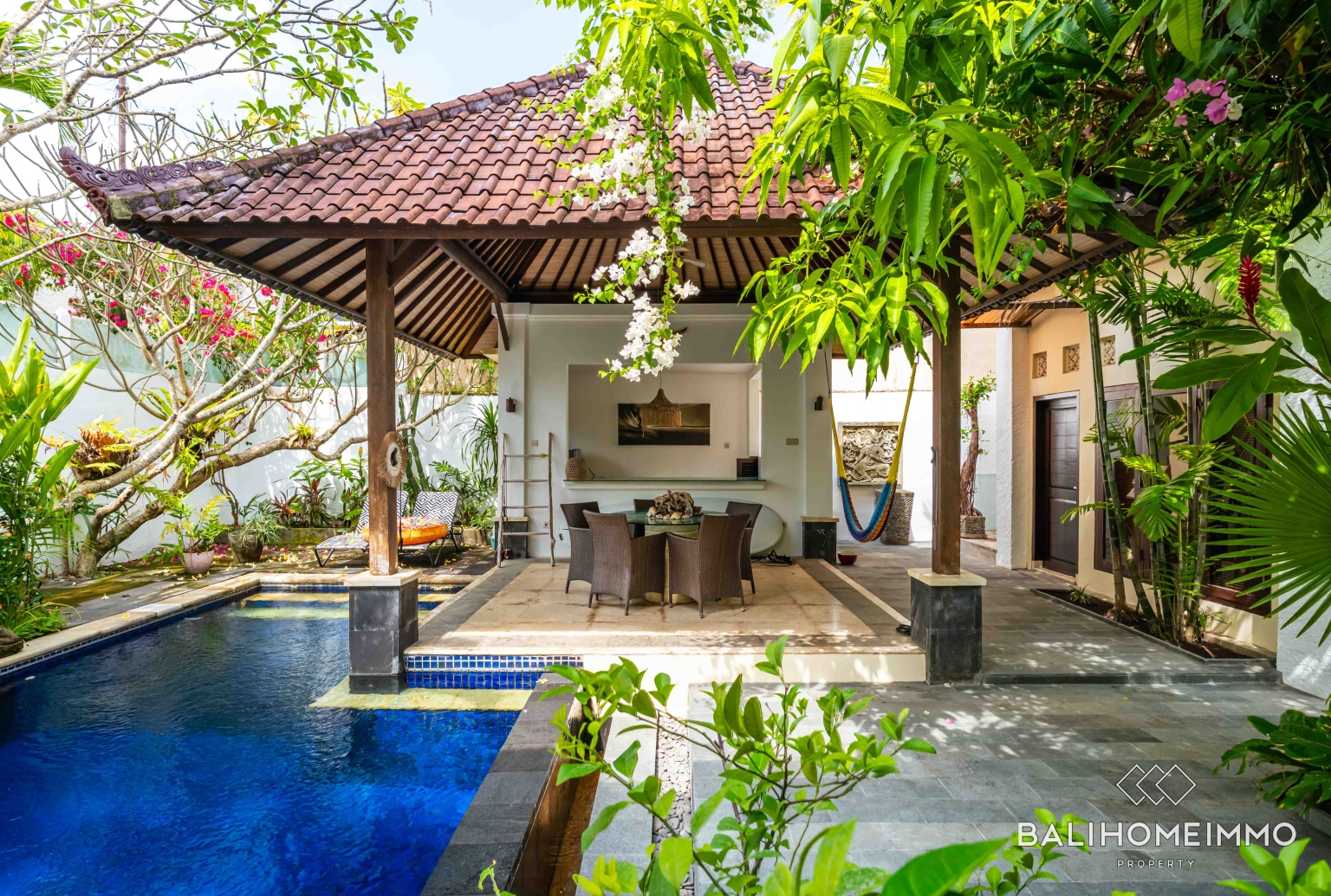 Charming  5 Bedroom Villa for Freehold sale in Berawa Bali view 34