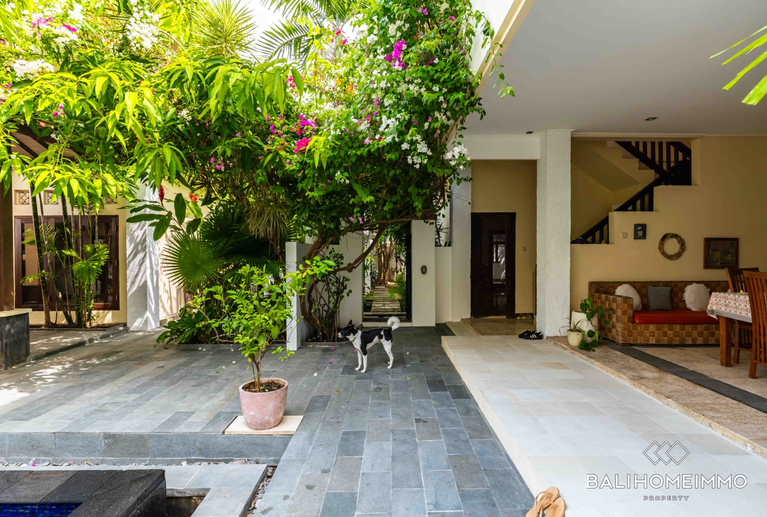 Charming  5 Bedroom Villa for Freehold sale in Berawa Bali view 29