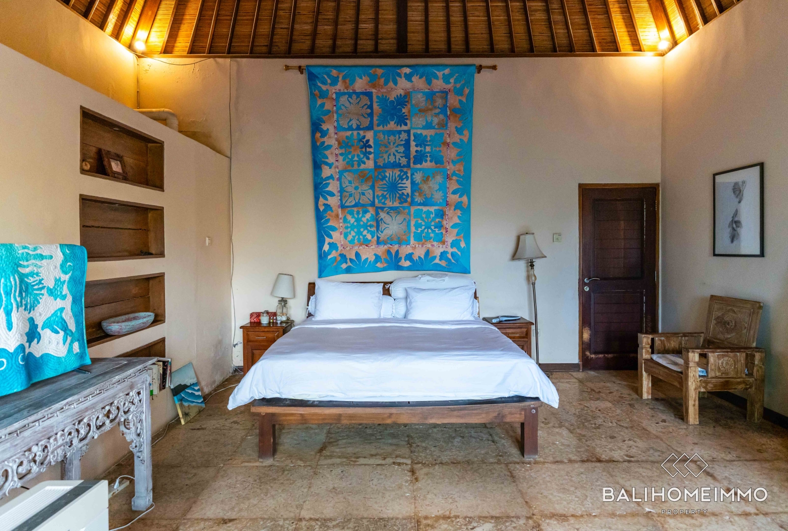 Charming  5 Bedroom Villa for Freehold sale in Berawa Bali view 13