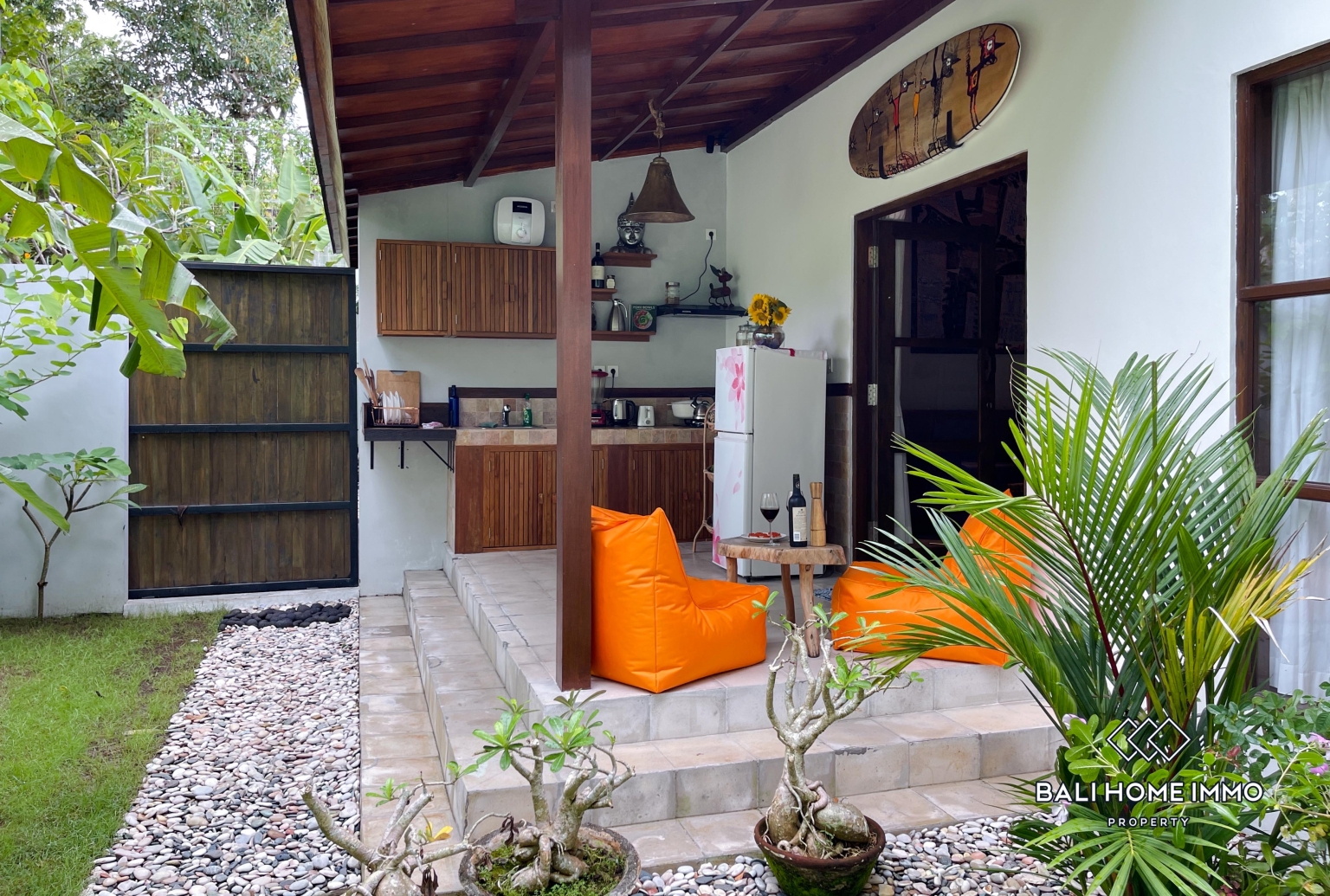 Charming Traditional 1 Bedroom Villa for Rent Near Bingin Beach view 2