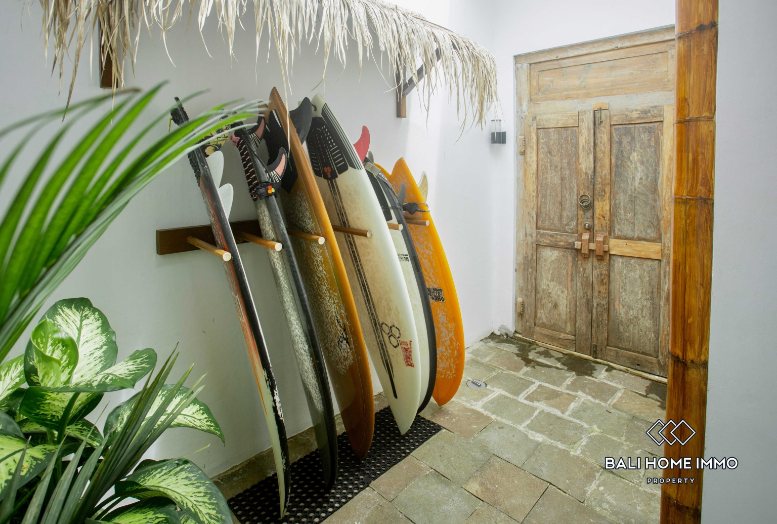 Charming Traditional 2 Bedroom Villa for Rent Near Bingin Beach view 13