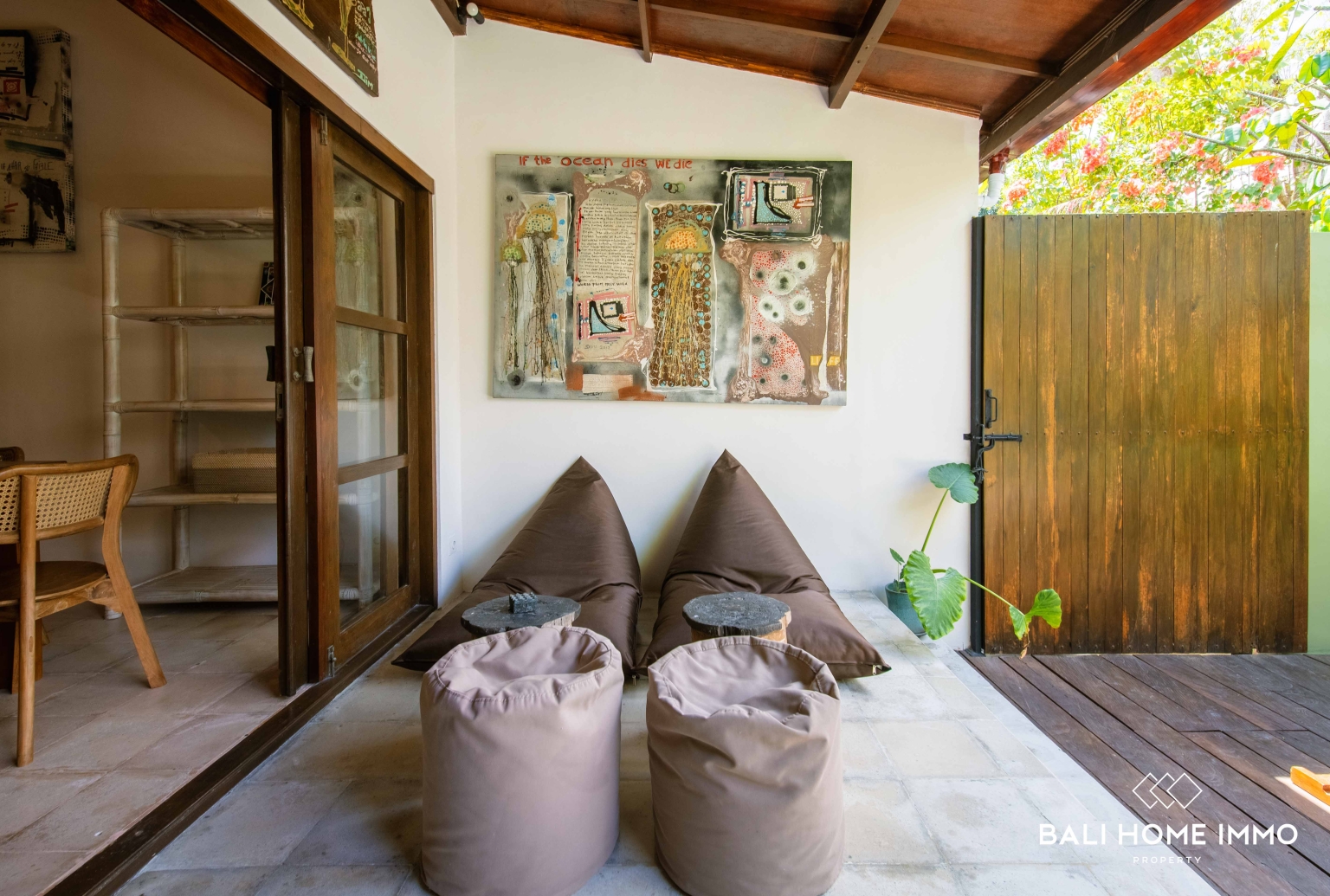 Charming Traditional 3 Bedroom Villa for Sale Near Bingin Beach view 6