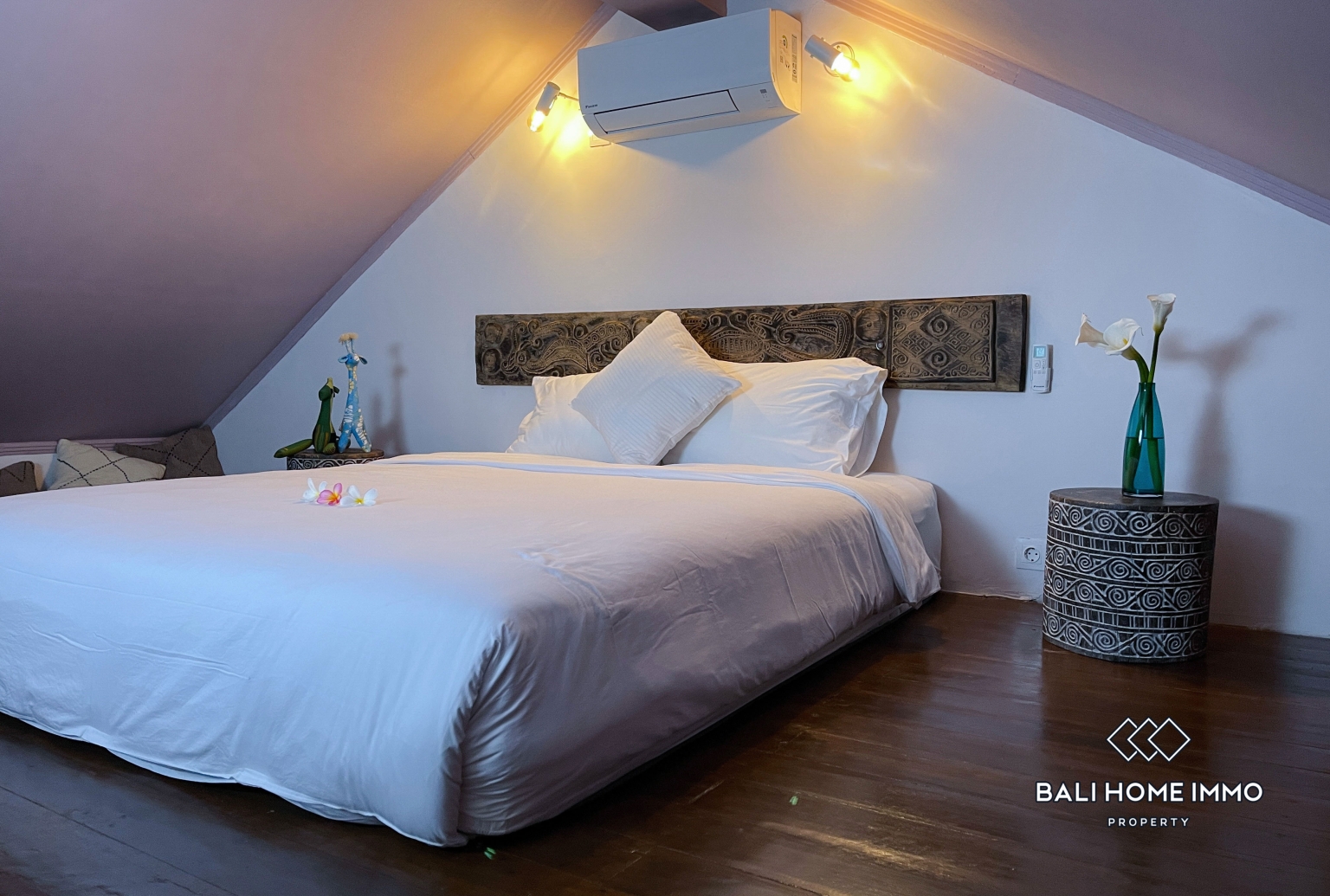 Charming Traditional 3 Bedroom Villa for Sale Near Bingin Beach view 16