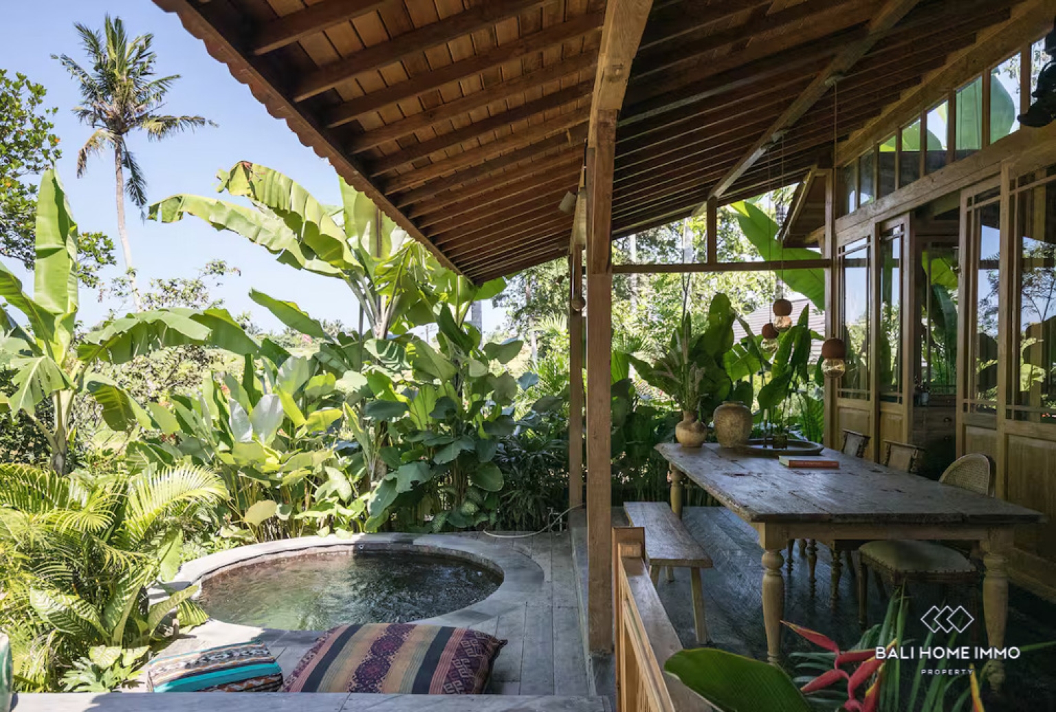 Charming Wooden House 2 Bedroom for Sale Leasehold in Bali Kedungu view 12