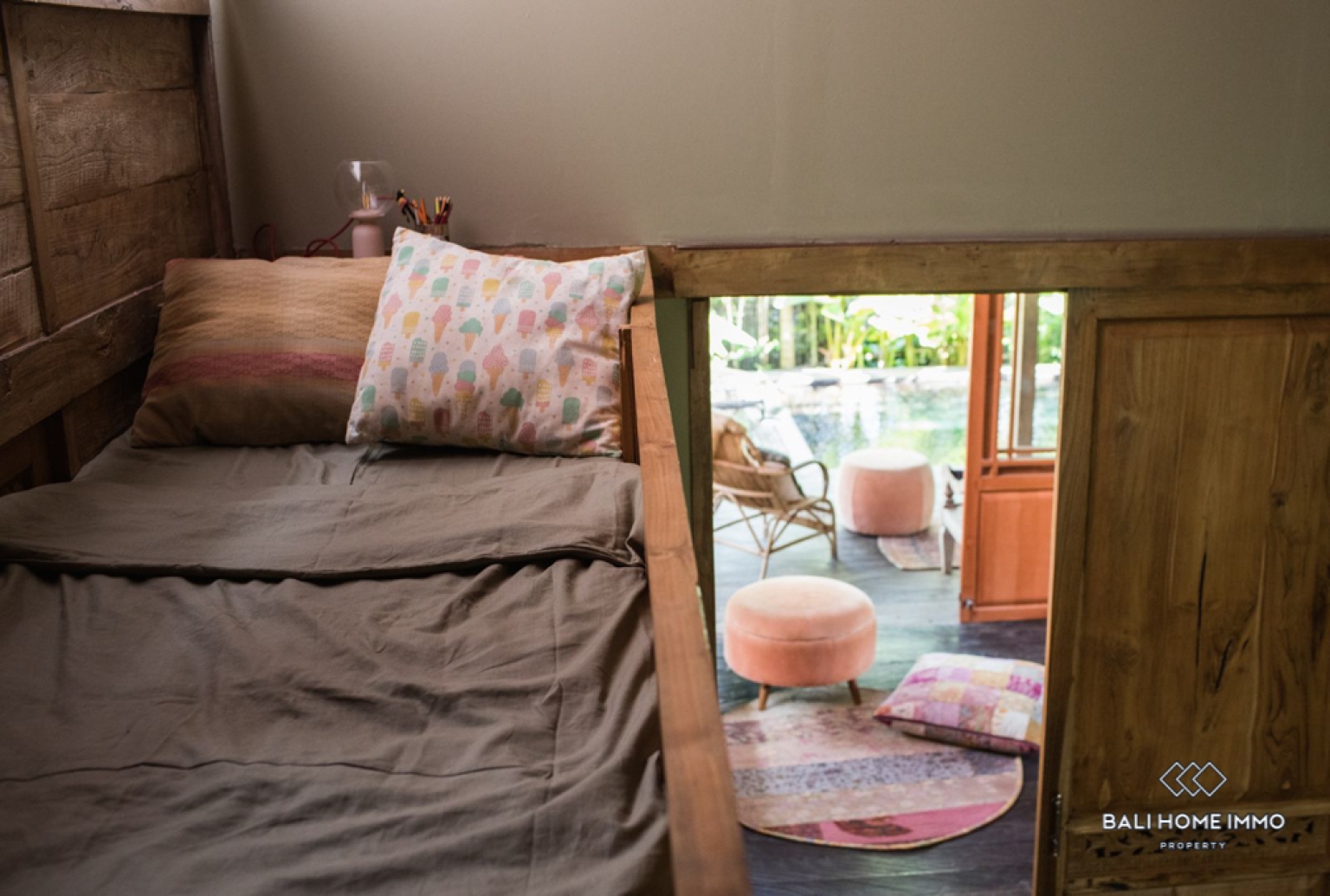 Charming Wooden House 2 Bedroom for Sale Leasehold in Bali Kedungu view 13