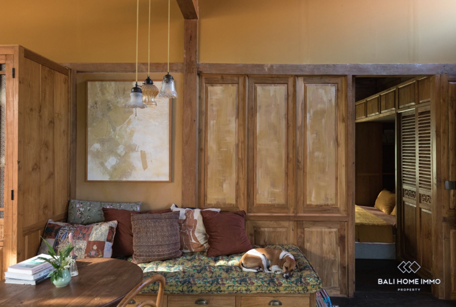 Charming Wooden House 2 Bedroom for Sale Leasehold in Bali Kedungu view 9