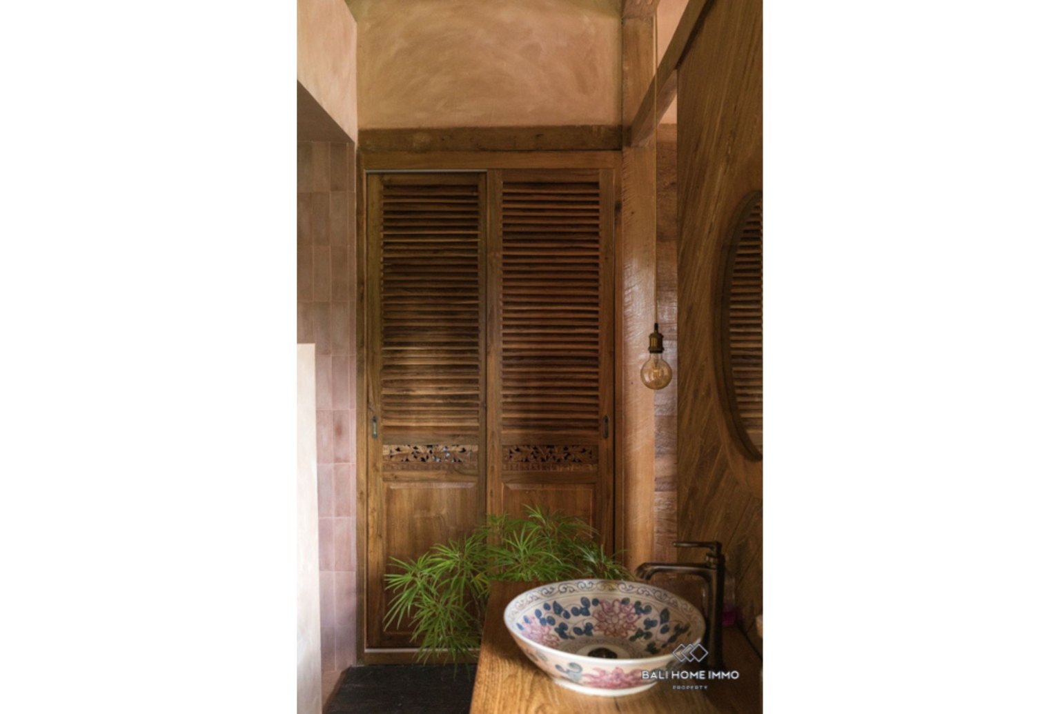 Charming Wooden House 2 Bedroom for Sale Leasehold in Bali Kedungu view 15