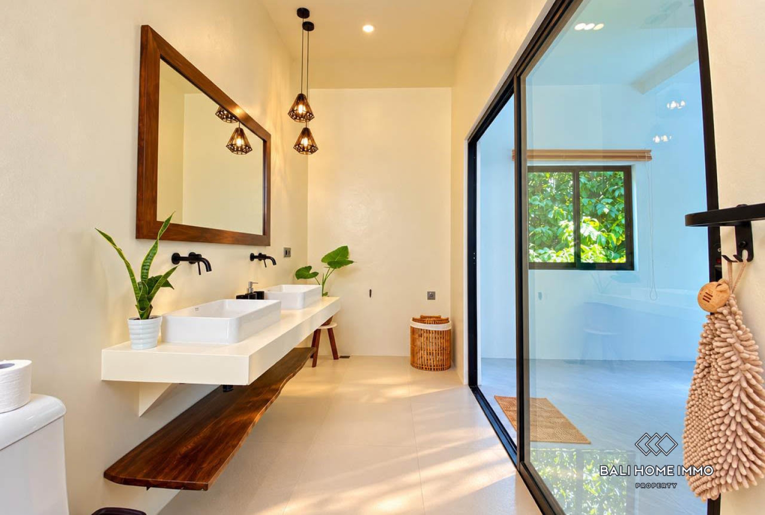 Villa chic de 3 chambres avec vue sur la jungle à vendre à Kutuh view 18
