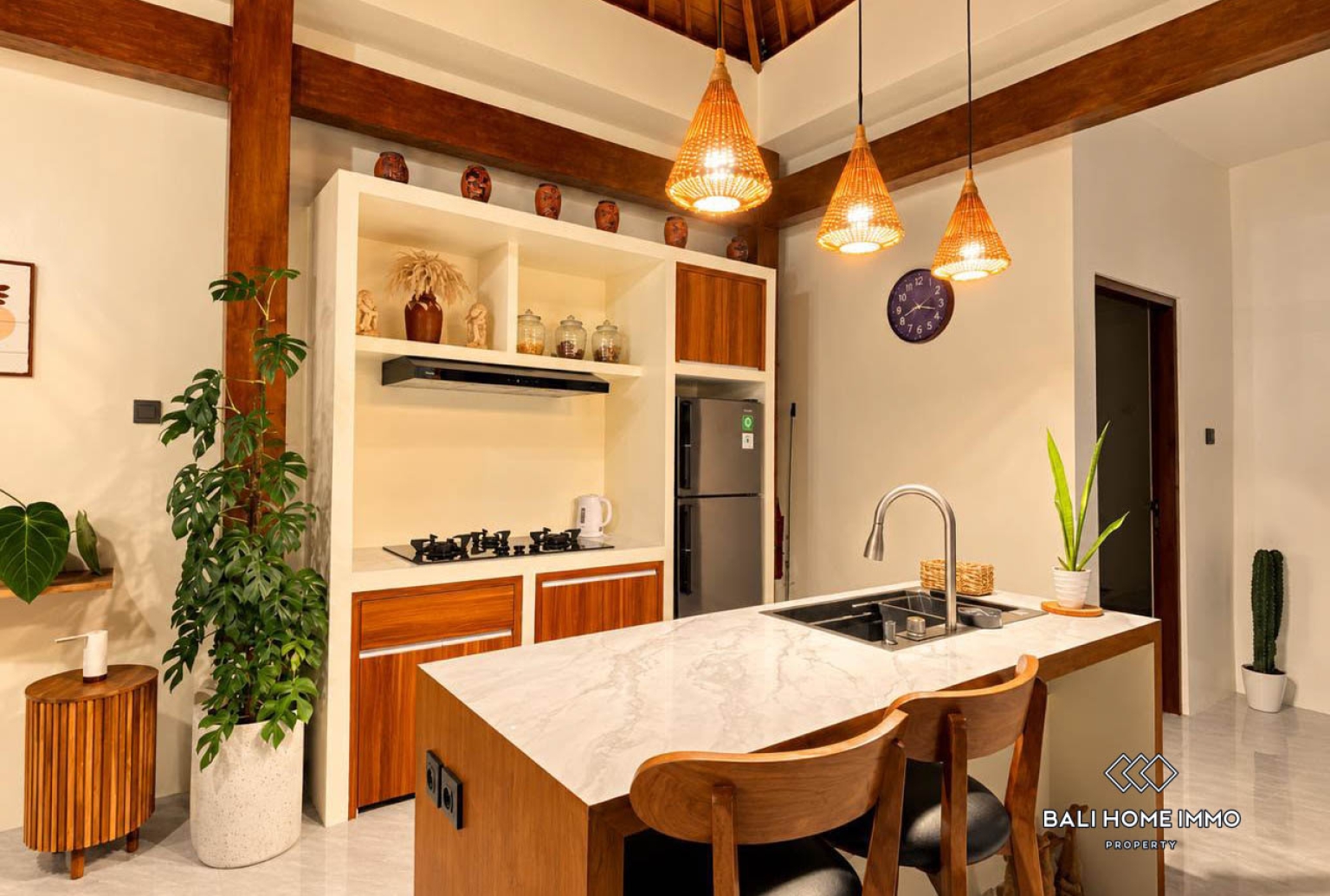 Villa chic de 3 chambres avec vue sur la jungle à vendre à Kutuh view 12