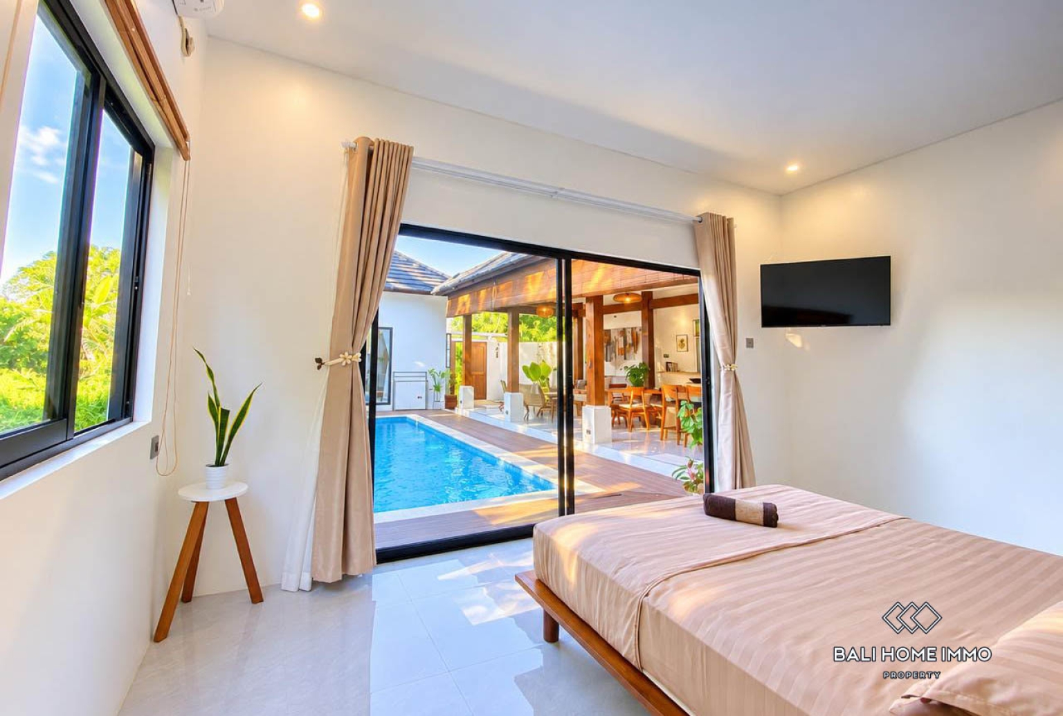 Villa chic de 3 chambres avec vue sur la jungle à vendre à Kutuh view 14