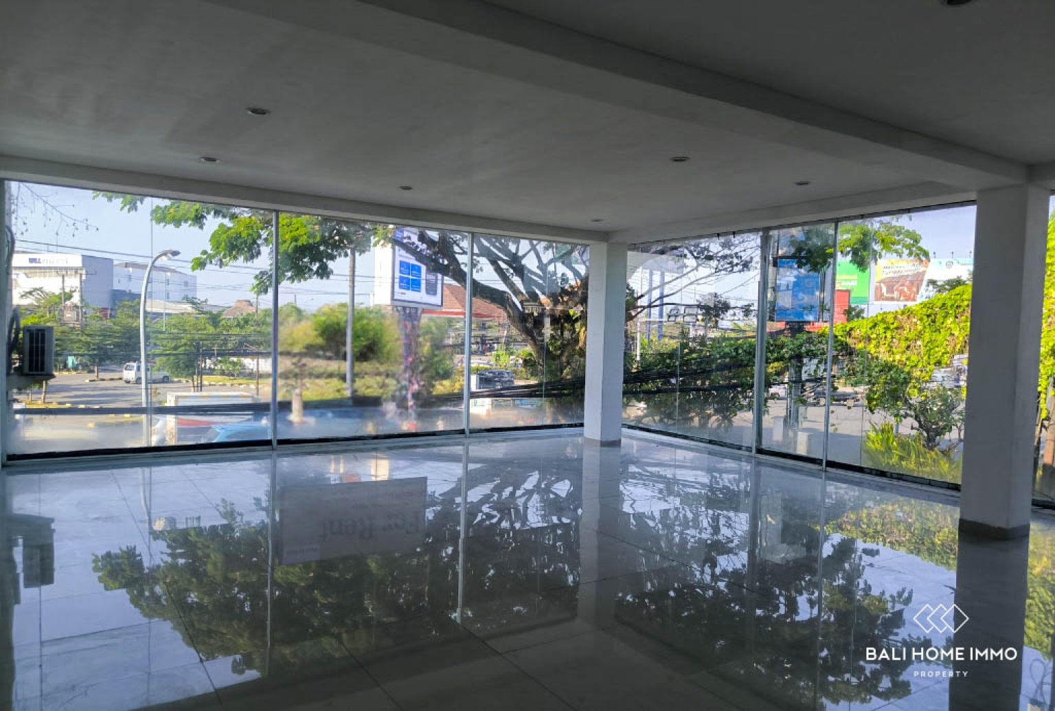 Commercial Space for Rent in Kuta Legian view 4