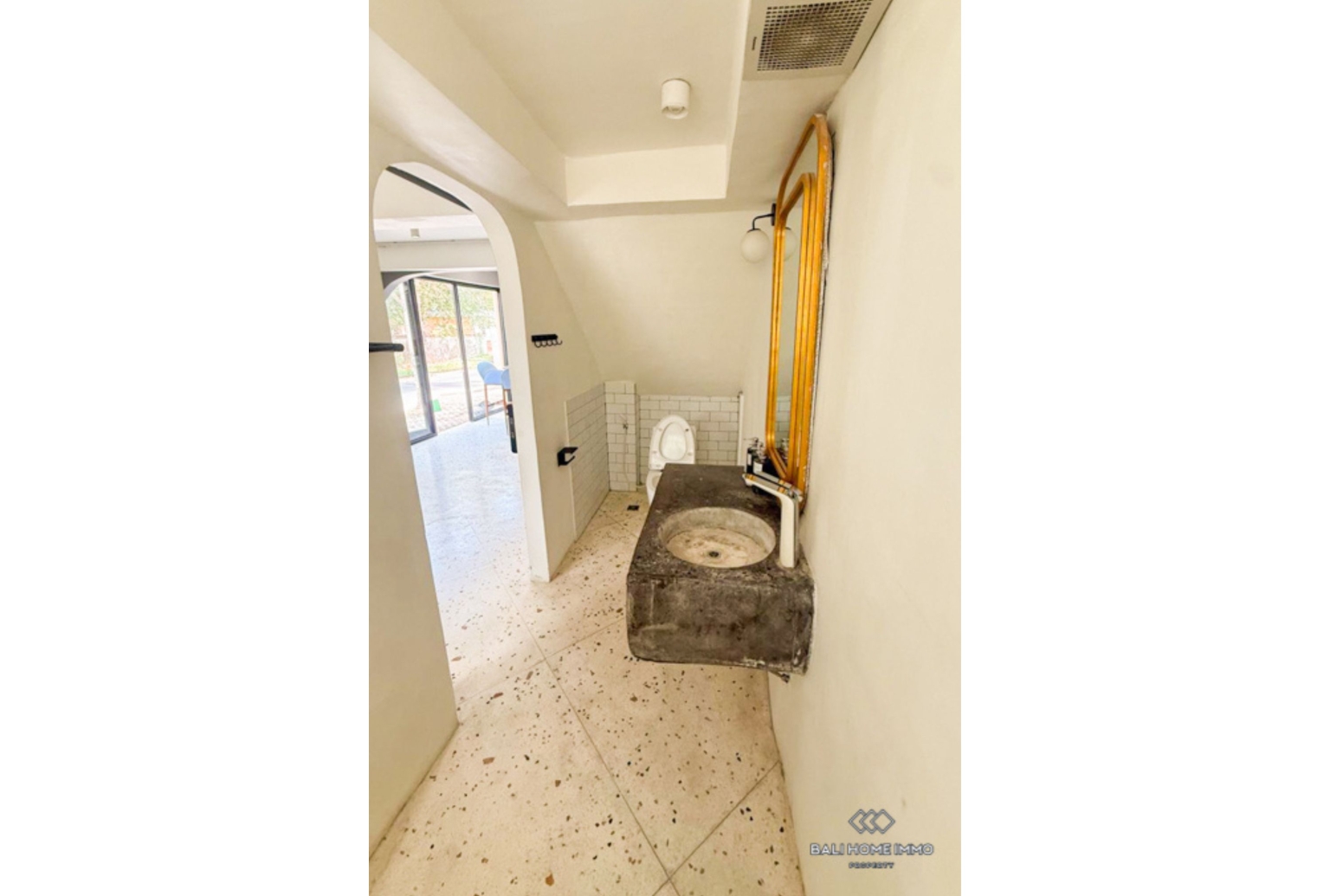 Commercial Space for Yearly Rental in Bali Umalas view 5