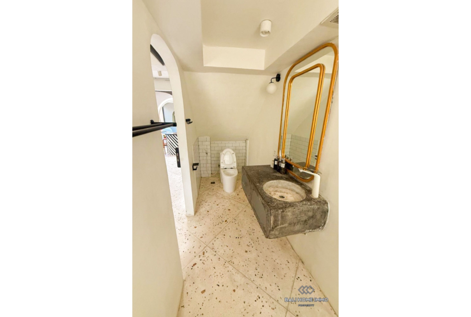 Commercial Space for Yearly Rental in Bali Umalas view 4