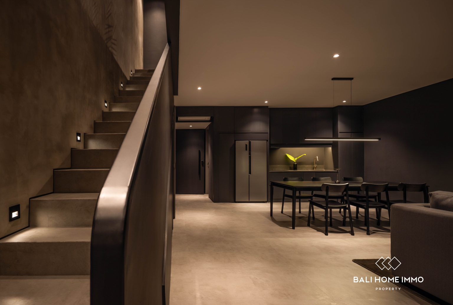 Contemporary 2 Bedrooms + 1 Office Townhouses For Sale in Buwit Tabanan view 4