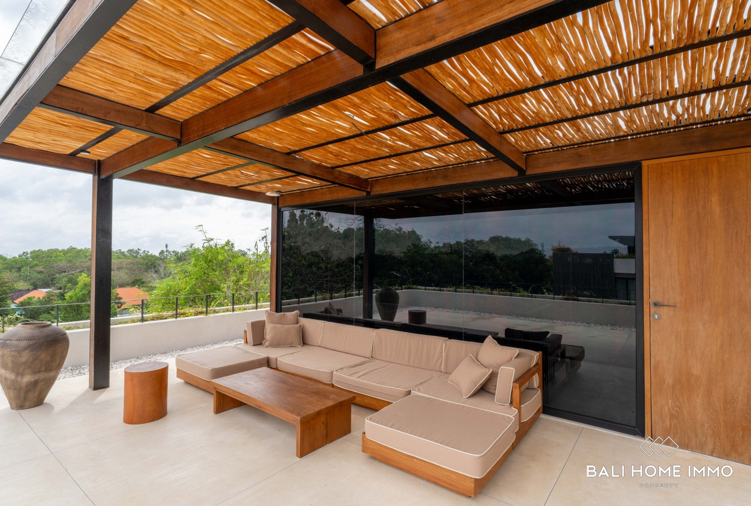 Contemporary 3-Bedroom Villa for Sale Leasehold with Private Pool & Rooftop in Uluwatu view 19