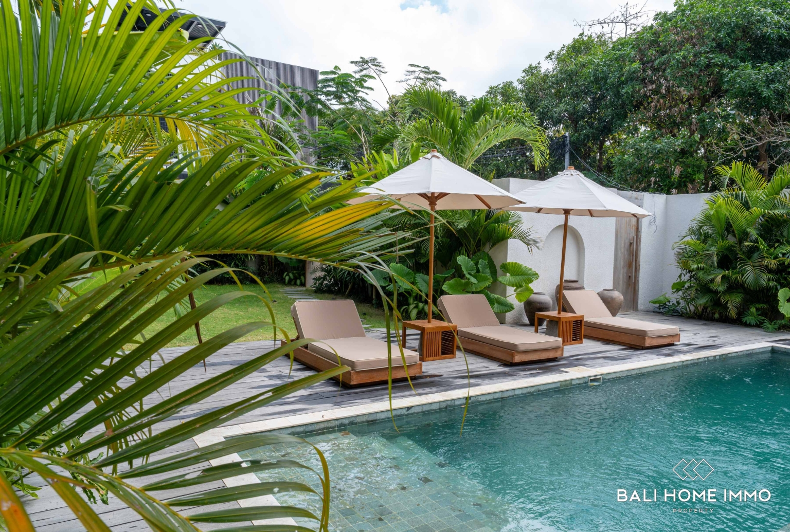 Contemporary 3-Bedroom Villa for Sale Leasehold with Private Pool & Rooftop in Uluwatu view 22