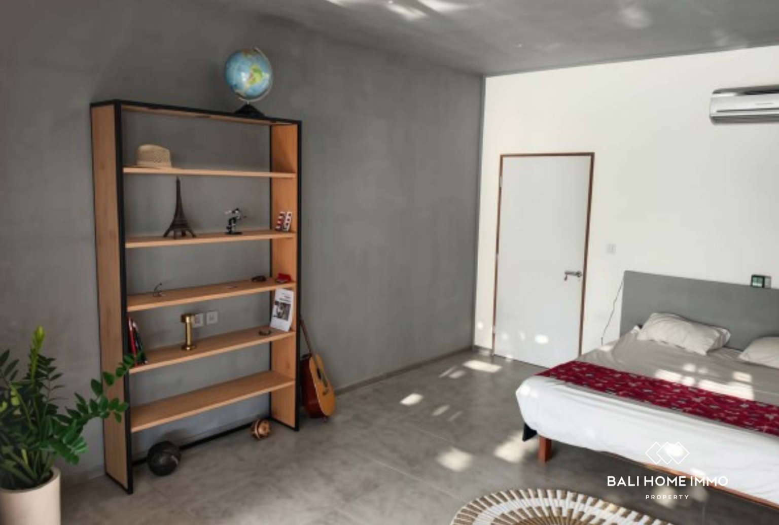 CONTEMPORARY 5 BEDROOM VILLA FOR SALE LEASEHOLD AND FREEHOLD in BERABAN  BALI view 8