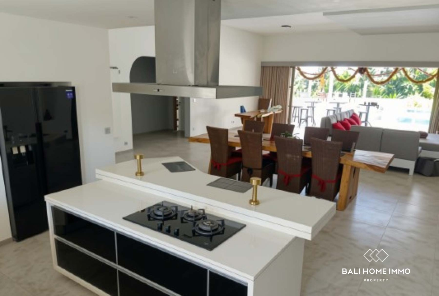 CONTEMPORARY 5 BEDROOM VILLA FOR SALE LEASEHOLD AND FREEHOLD in BERABAN  BALI view 5