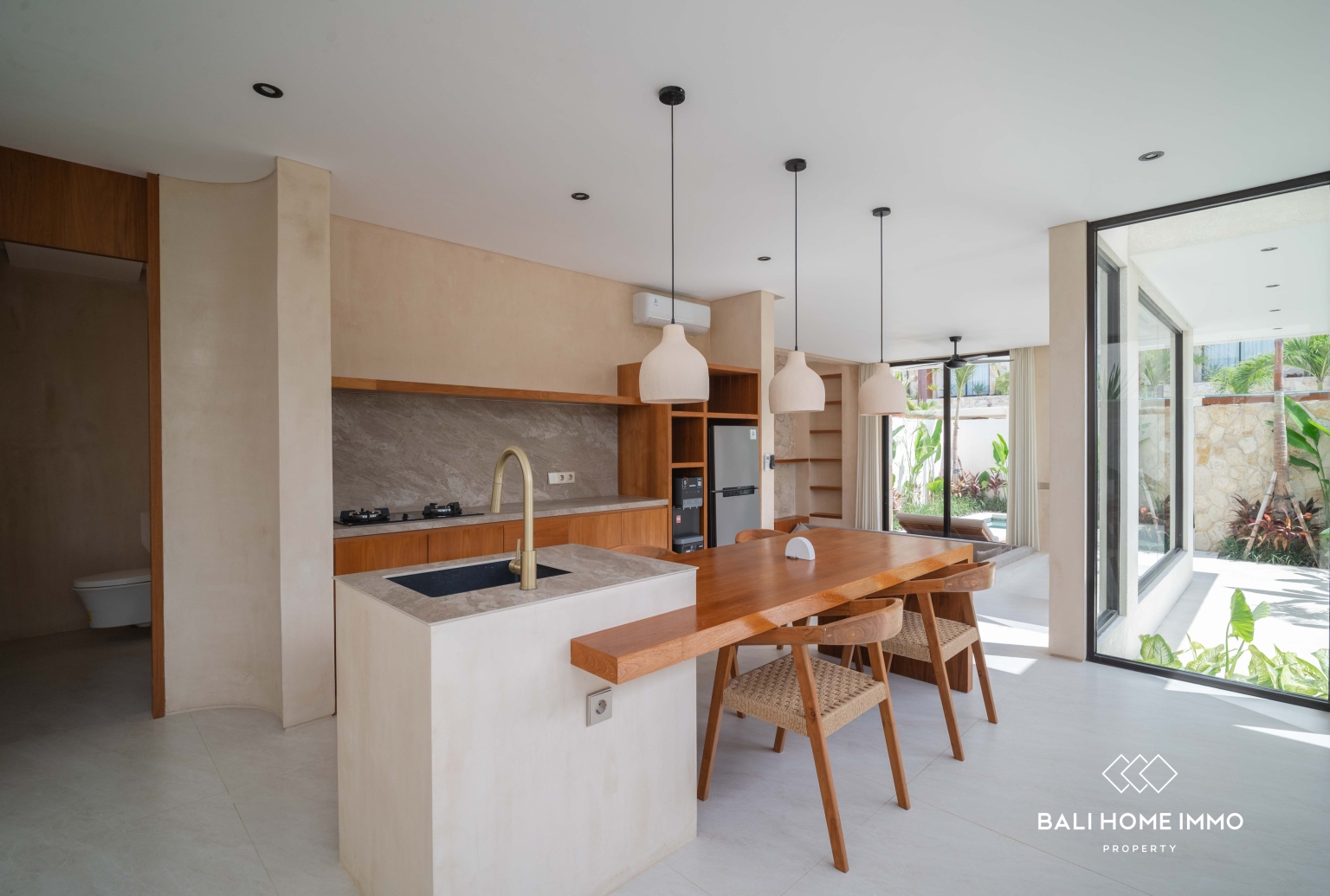 Contemporary Villas in Pecatu for Sale and Rent in Uluwatu – Scenic Coastal Living view 12