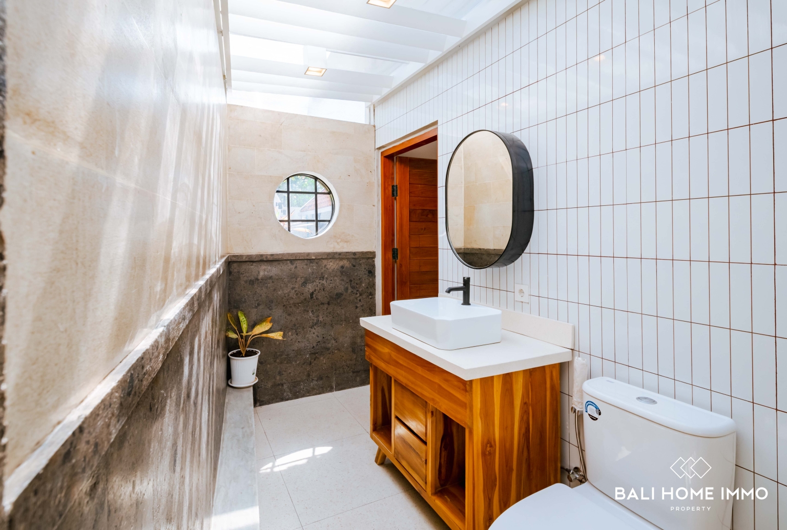 Villa 2 Kamar yang Nyaman Dijual dengan Status Hak Milik di Pandawa view 22