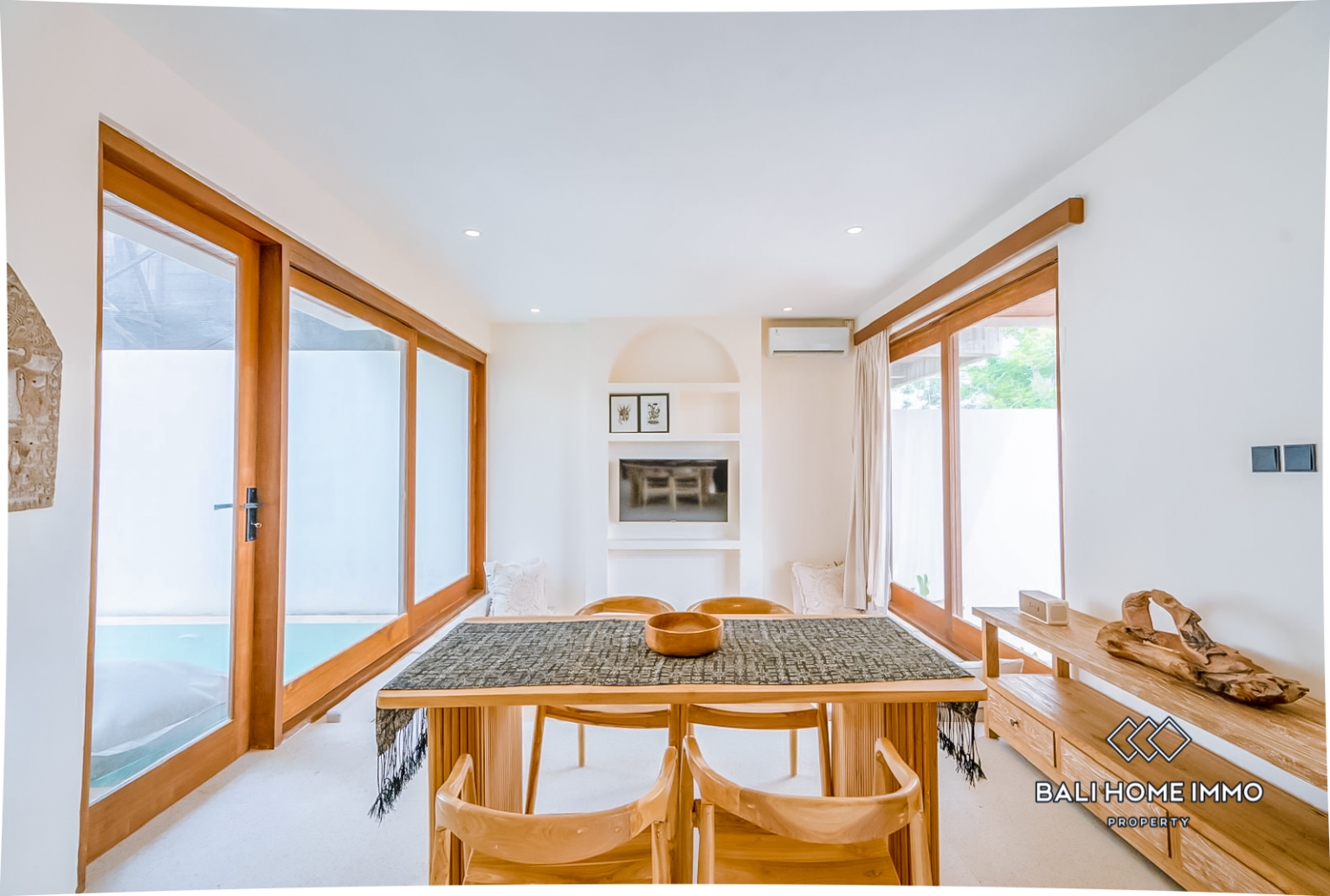 Cozy 2 Bedroom Villa for Sale Leasehold in Balangan view 5