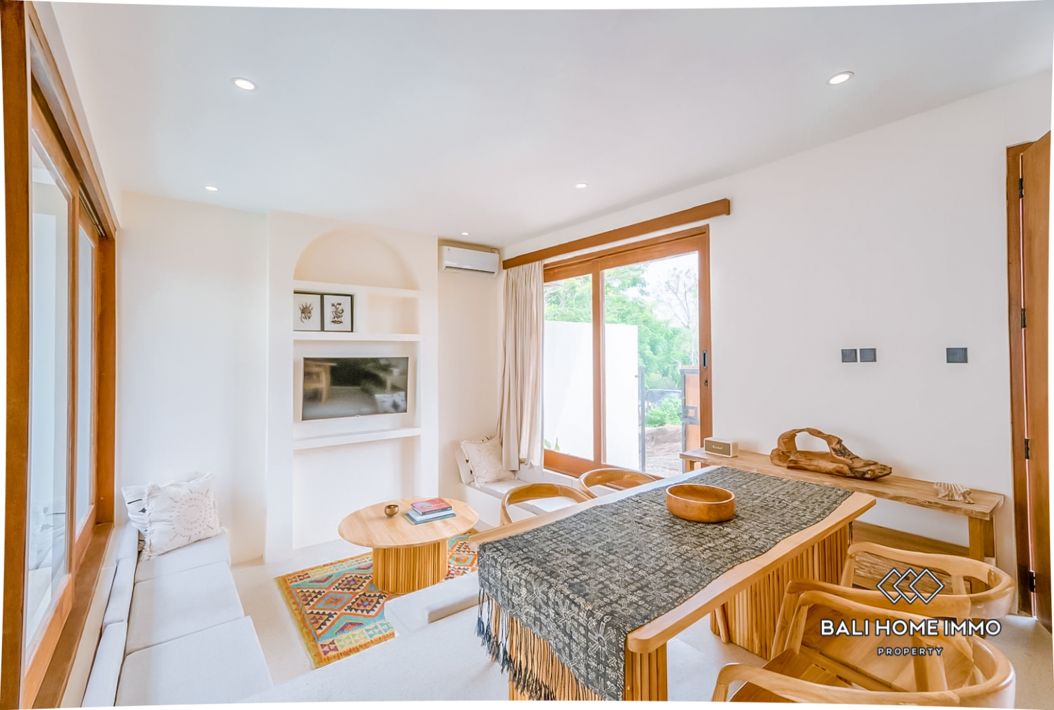 Cozy 2 Bedroom Villa for Sale Leasehold in Balangan view 4