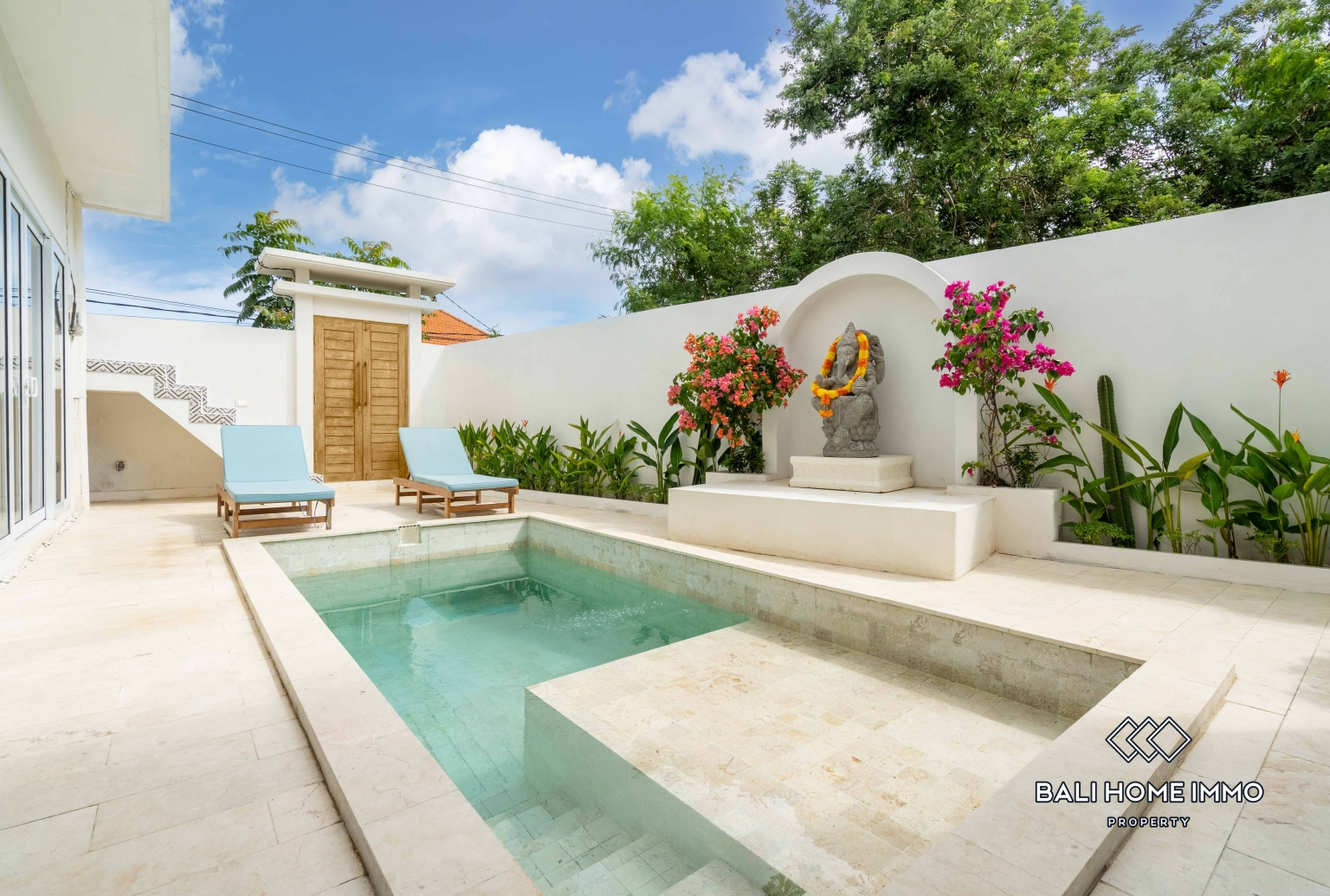 Cozy 2 Bedroom Villa for Sale Leasehold in Pecatu view 2