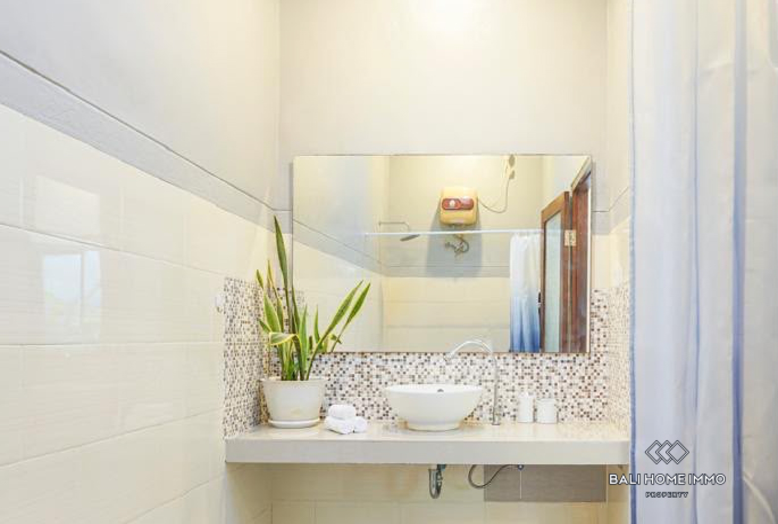 Cozy 3 Bedroom Villa for Monthly and Yearly Rental in Bali Seminyak view 15