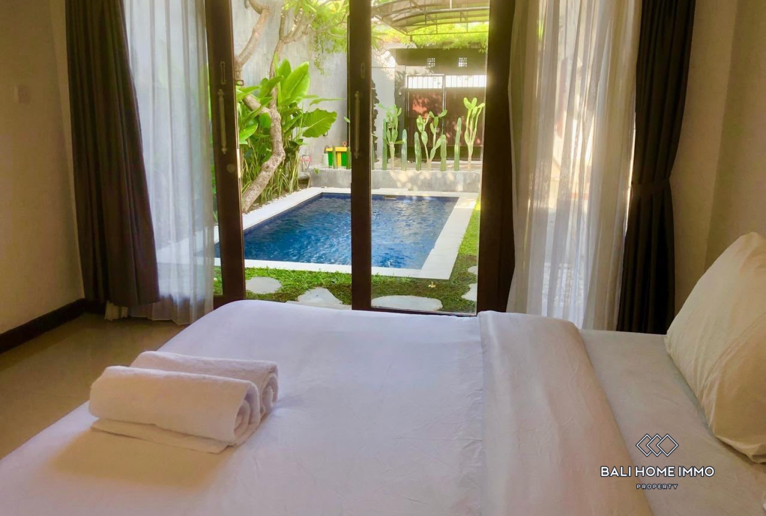 Cozy 3 Bedroom Villa for Monthly and Yearly Rental in Bali Seminyak view 13