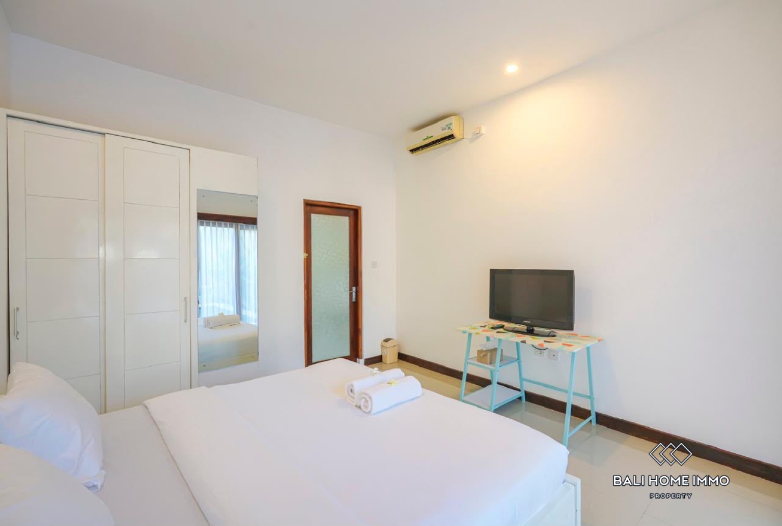 Cozy 3 Bedroom Villa for Monthly and Yearly Rental in Bali Seminyak view 12