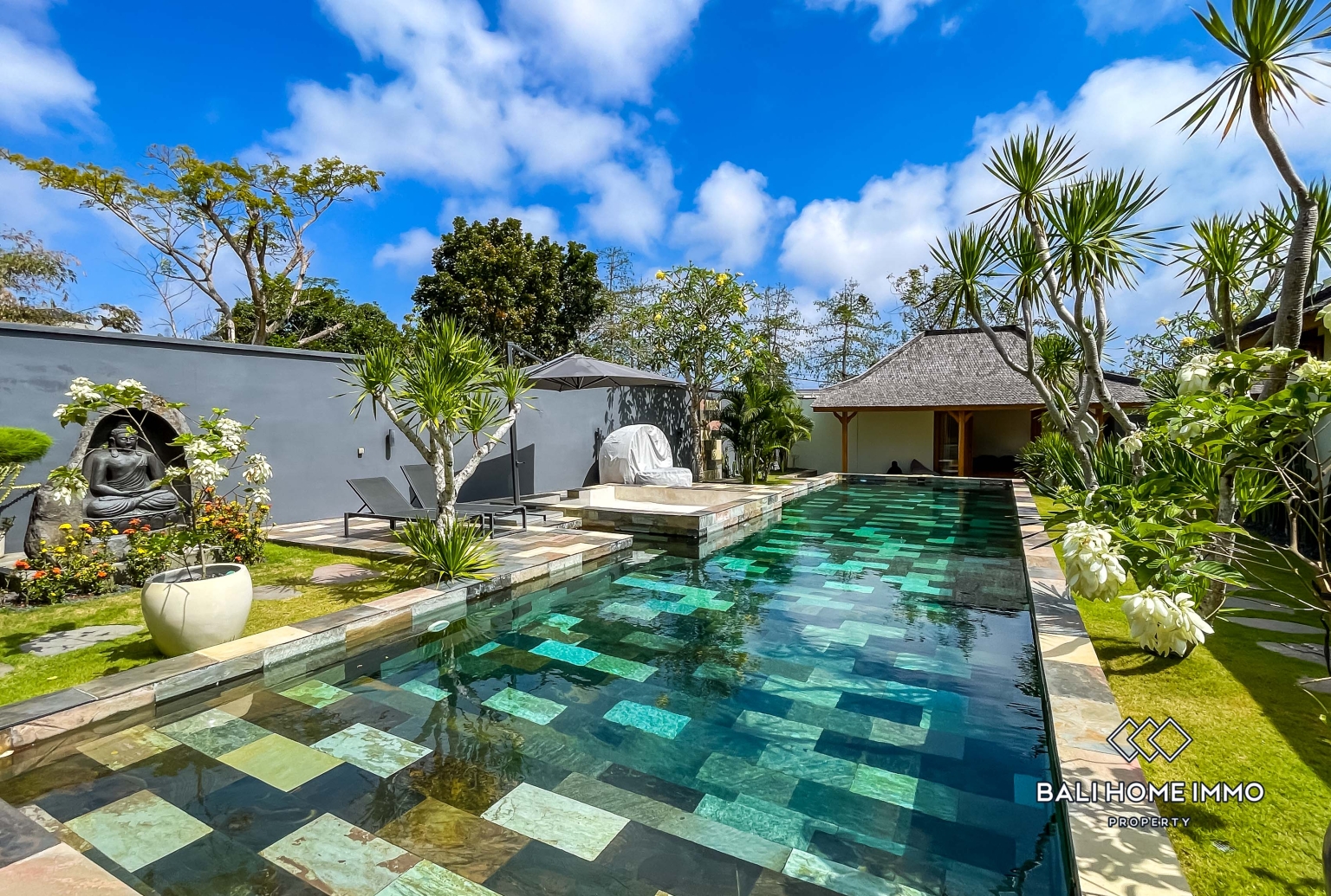 Villa 3 Kamar yang Nyaman Dijual dengan Status Hak Milik di Ungasan view 4