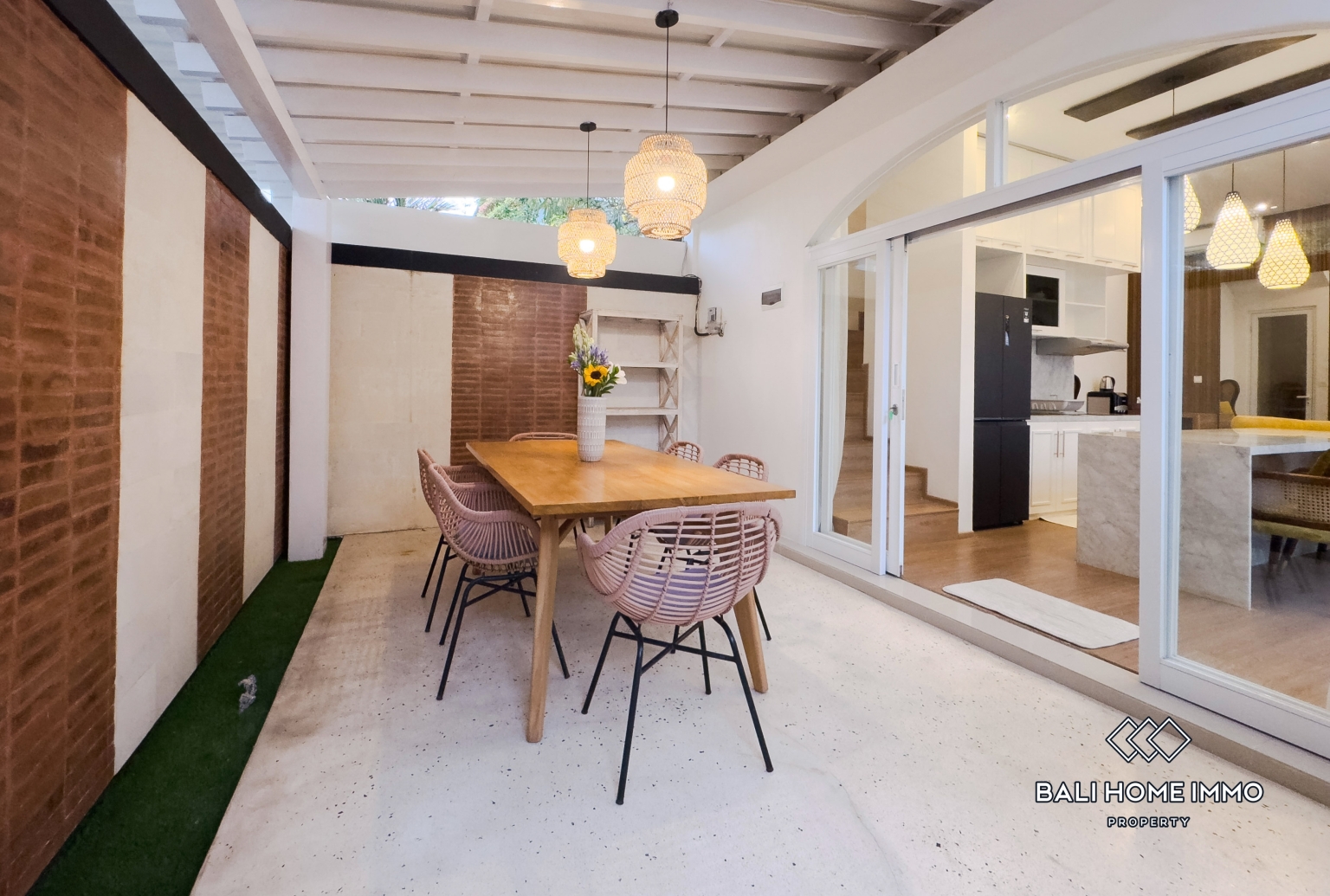 Cozy 3 Bedroom Villa for Sale Near Pecatu view 3