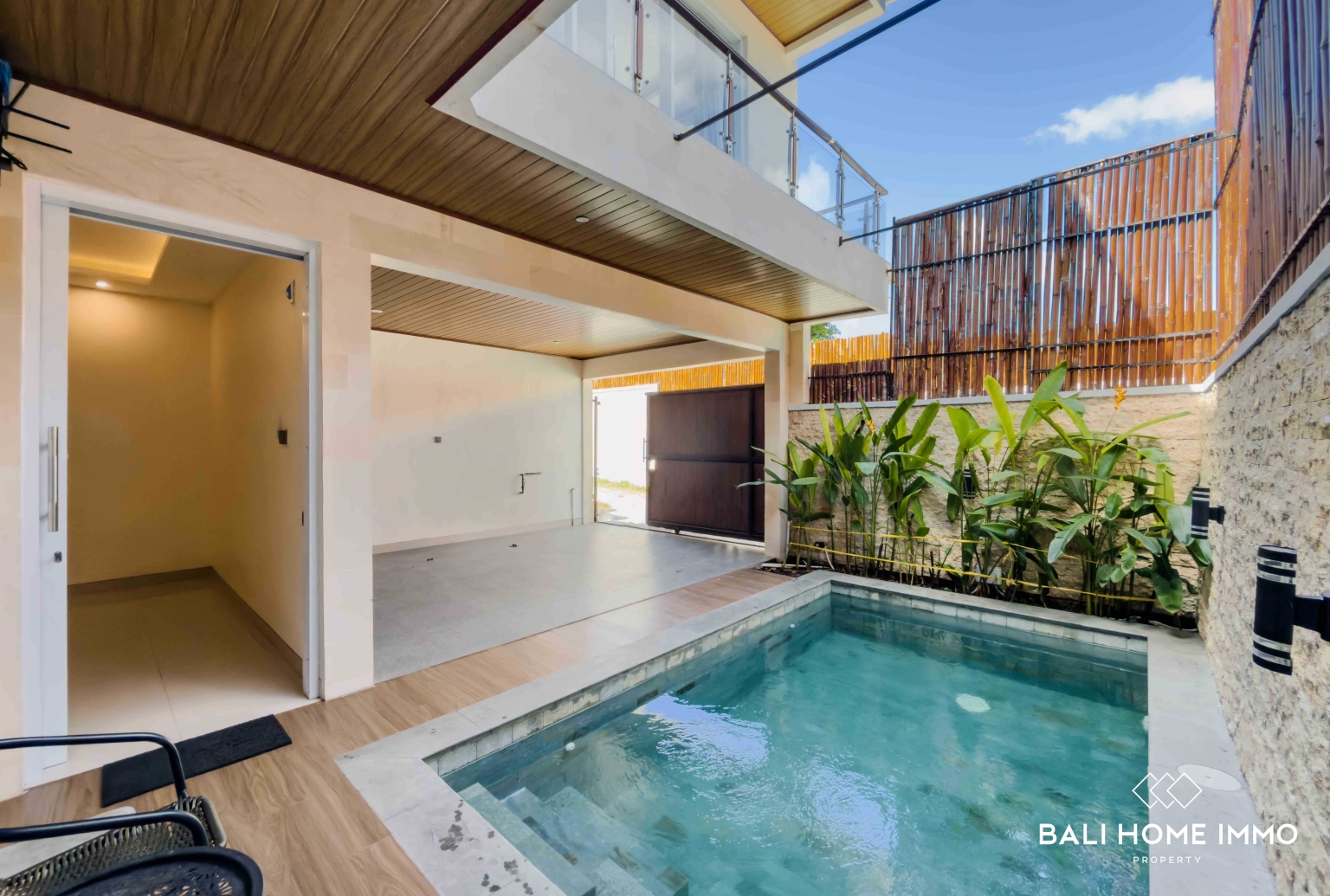 COZY 3 BEDROOMS VILLA FOR SALE & RENT IN BALI - UNGASAN view 3