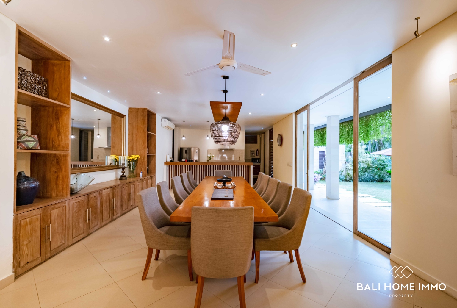 Cozy 5 Bedroom Villa for Sale in Jimbaran view 11