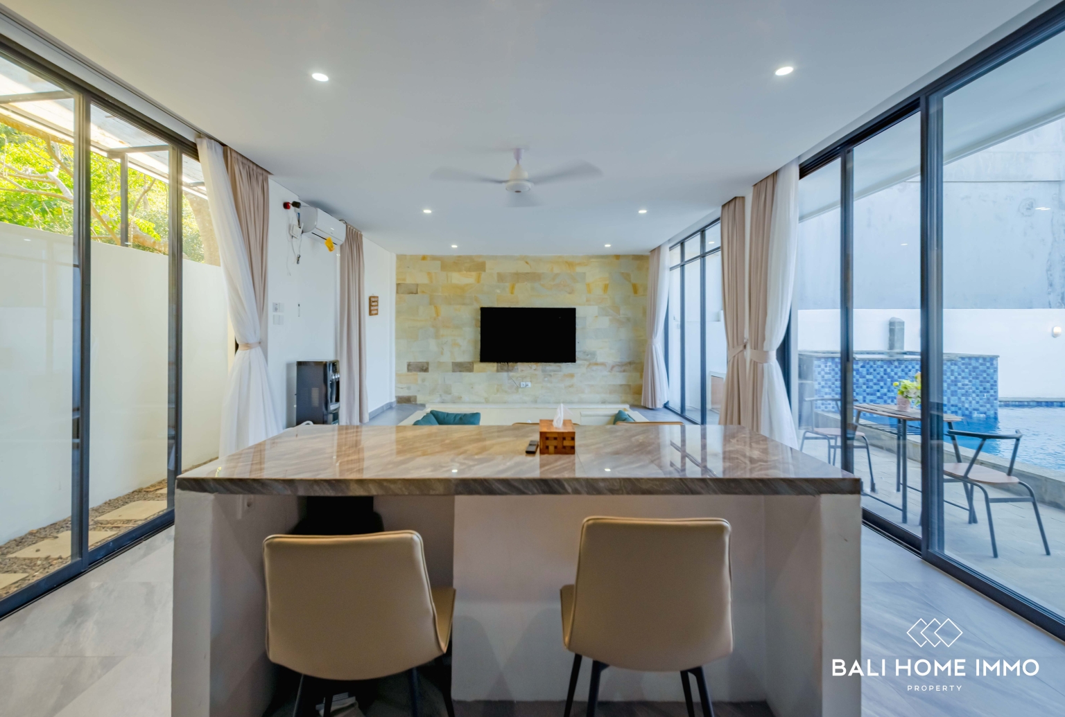 VILLA CONFORTABLE ET MAGNIFIQUE DE 3 CHAMBRES POUR LOCATION MENSUELLE ET ANNUELLE À BALI UNGASAN view 11