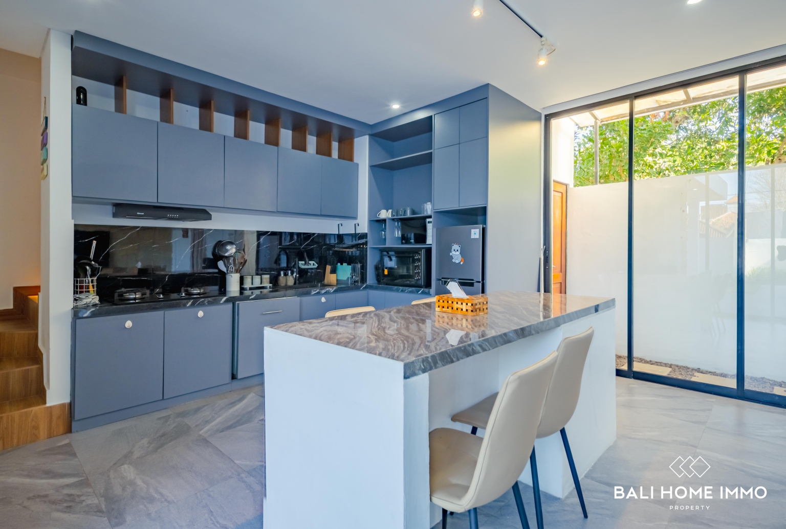 VILLA CONFORTABLE ET MAGNIFIQUE DE 3 CHAMBRES POUR LOCATION MENSUELLE ET ANNUELLE À BALI UNGASAN view 9