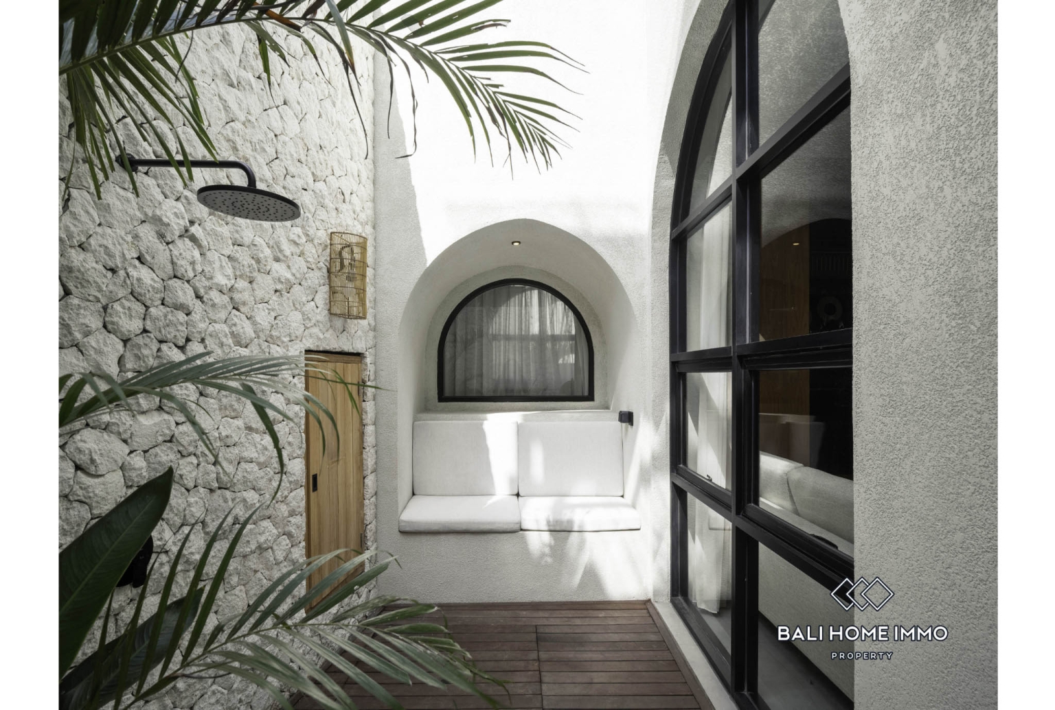 Cozy Tropical 1 Bedroom Villa for Sale in Bingin view 2