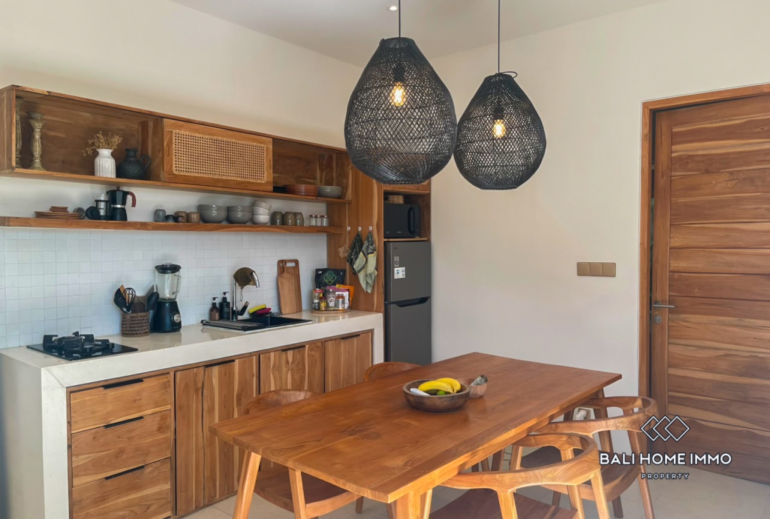 Cozy Tropical 2 Bedroom Villa with Rooftop for Sale Near Nyang Nyang Beach view 10