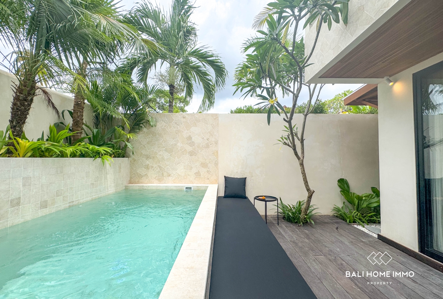 Designer-Refined 1 bedrooms Villa for sale in North pererenan, Bali view 19