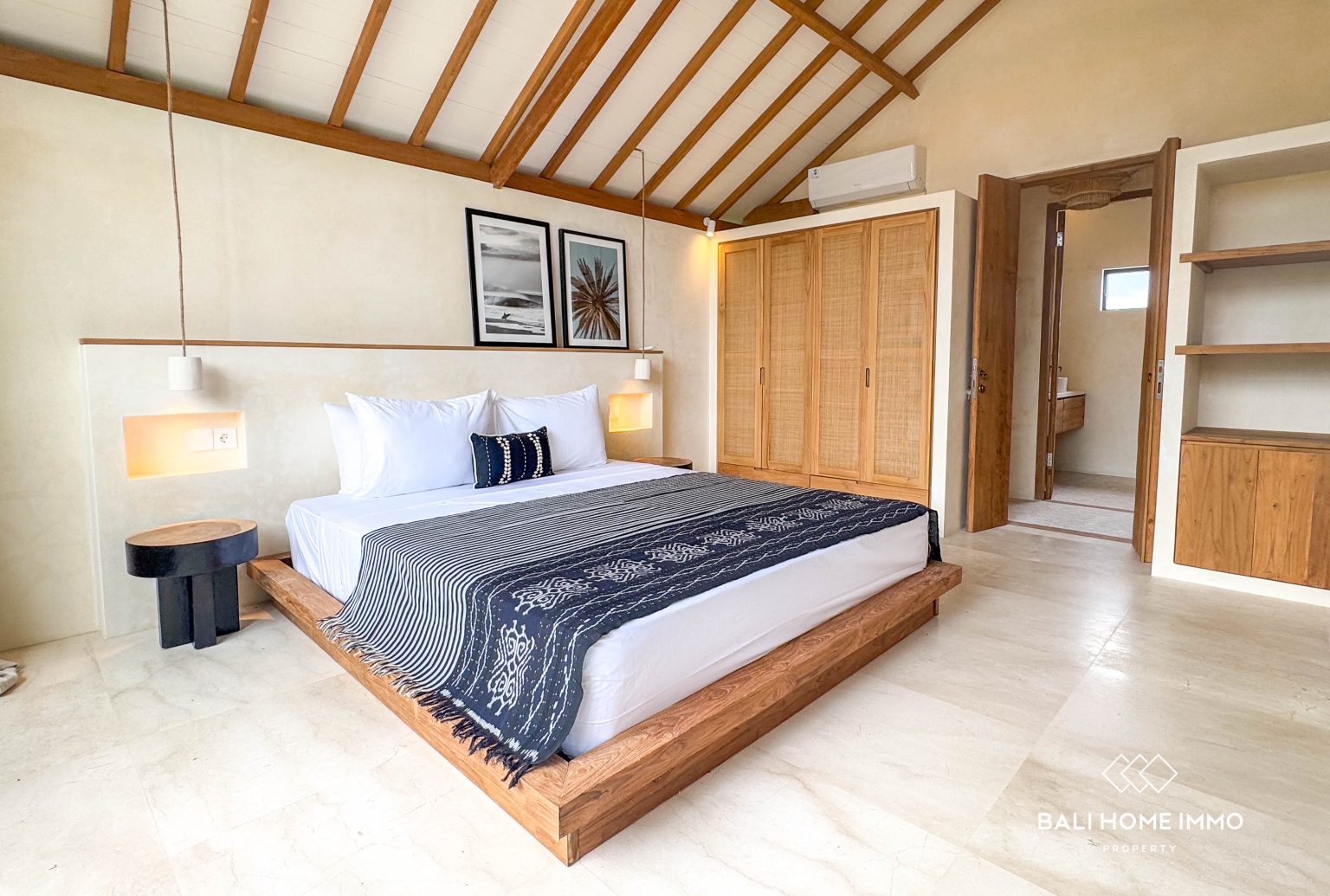 Designer-Refined 1 bedrooms Villa for sale in North pererenan, Bali view 13
