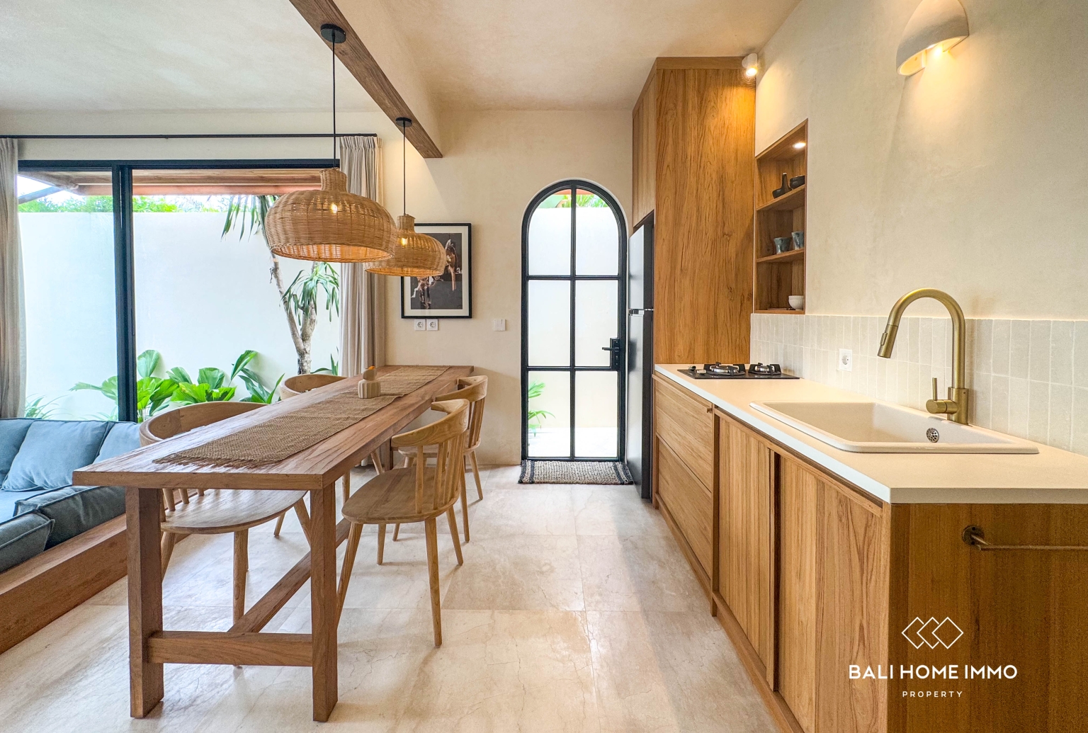 Designer-Refined 1 bedrooms Villa for sale in North pererenan, Bali view 8