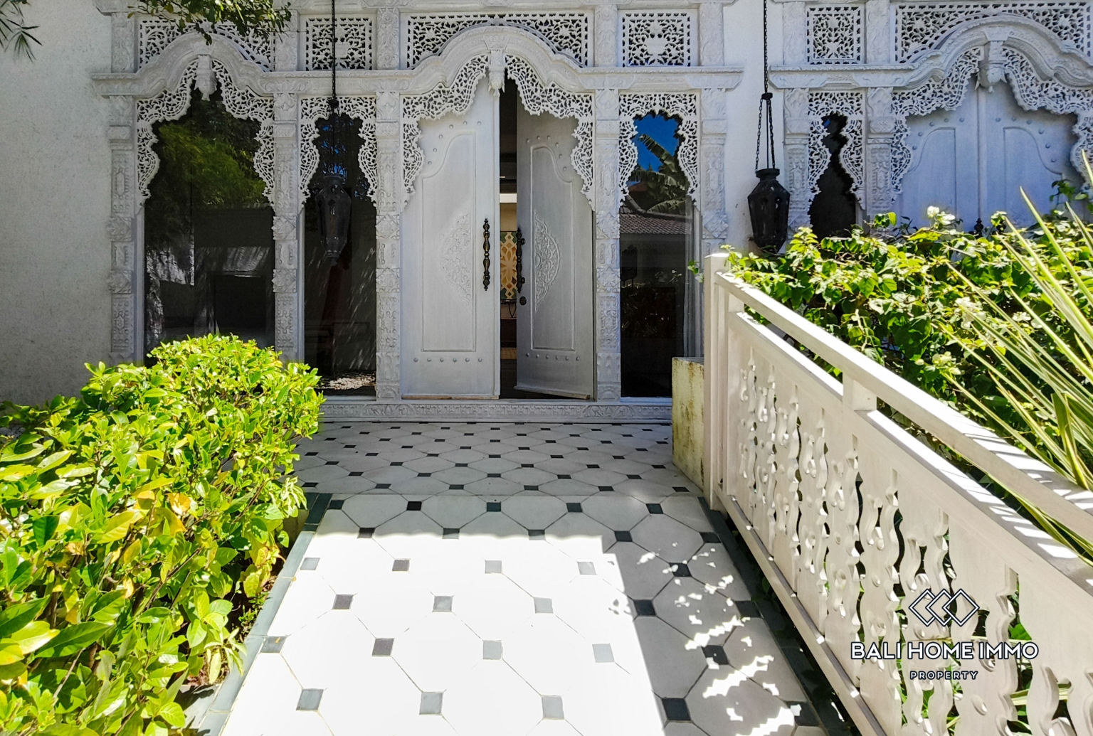 Élégante villa de style Joglo de 2 chambres à louer et à vendre à Ungasan view 19