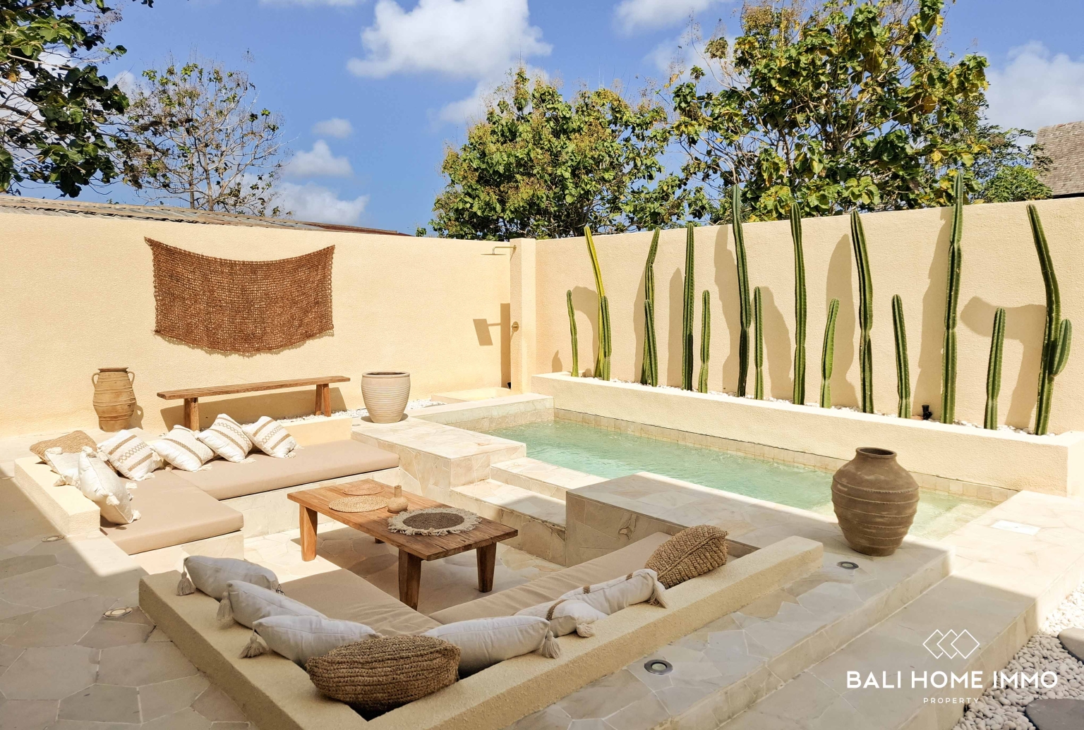 Elegant 2 Bedroom Mediterranean Villa for Sale Near Balangan Beach view 4