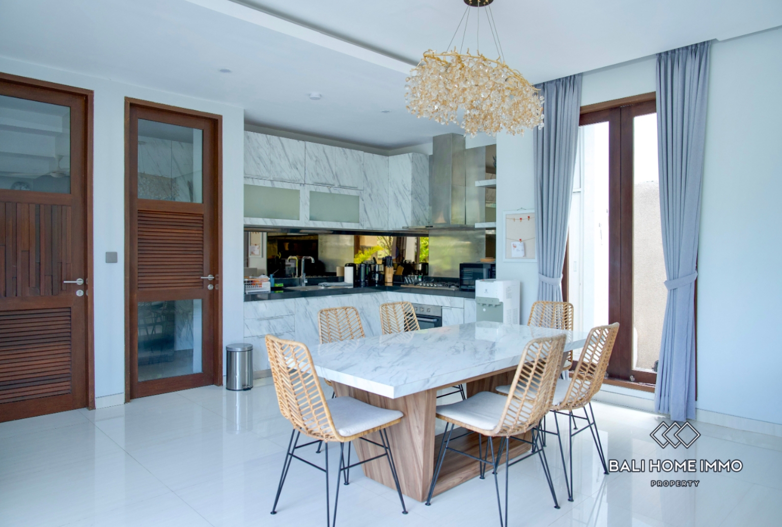 Elegant 3 Bedroom Ocean View Villa for Sale and Rent in Ungasan view 8