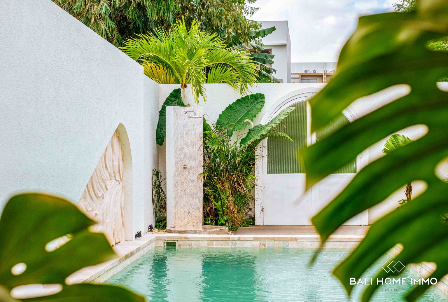 Élégante villa tropicale de 3 chambres à vendre à Ungasan, au design naturel chaleureux. view 13